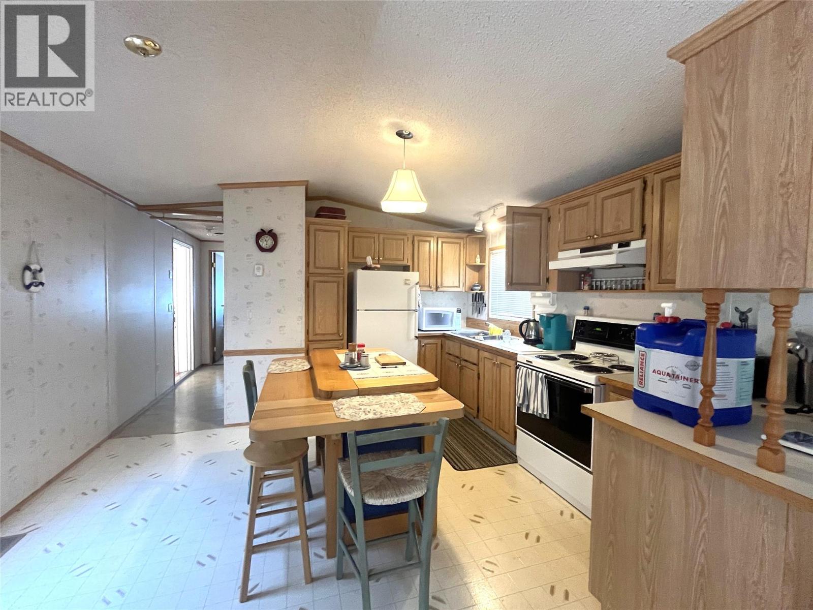372 Agate Bay Road, Barriere, British Columbia  V0E 2E0 - Photo 8 - 10399680