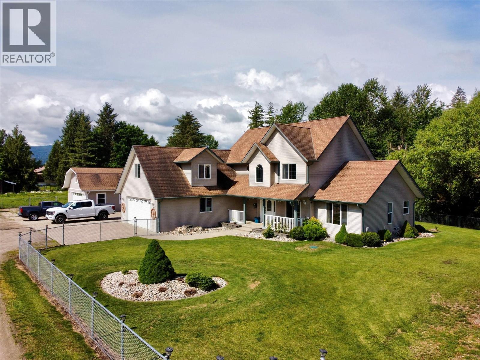 160 Carlin Street, Grindrod, British Columbia  V0E 1Y0 - Photo 1 - 10399460
