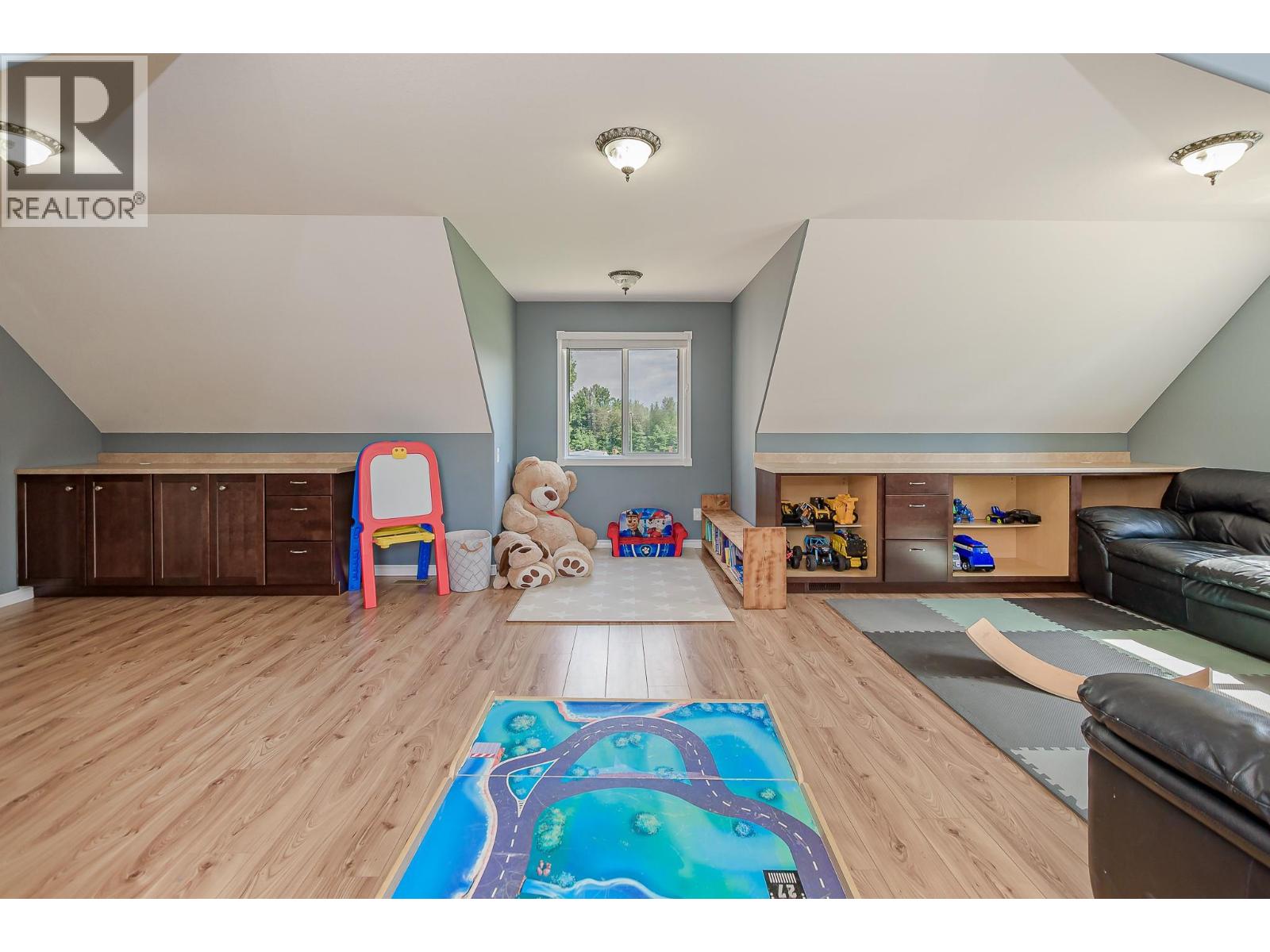 160 Carlin Street, Grindrod, British Columbia  V0E 1Y0 - Photo 33 - 10399460