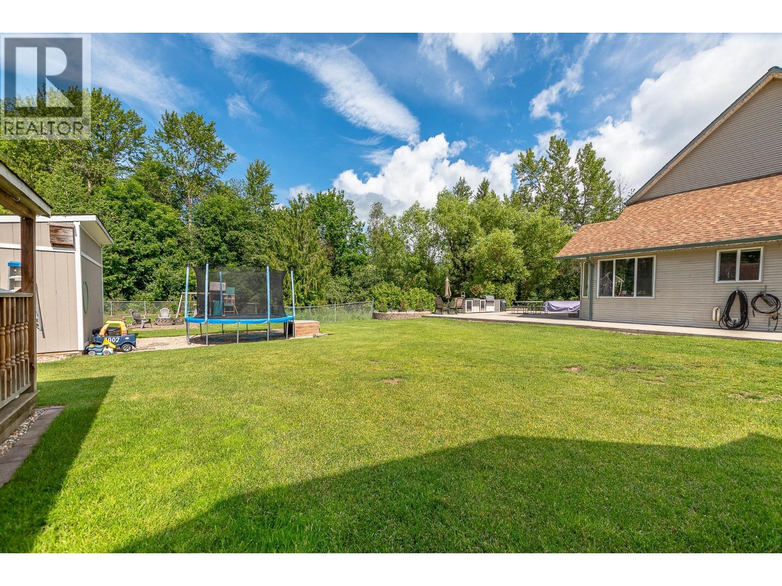 160 Carlin Street, Grindrod, British Columbia  V0E 1Y0 - Photo 47 - 10399460