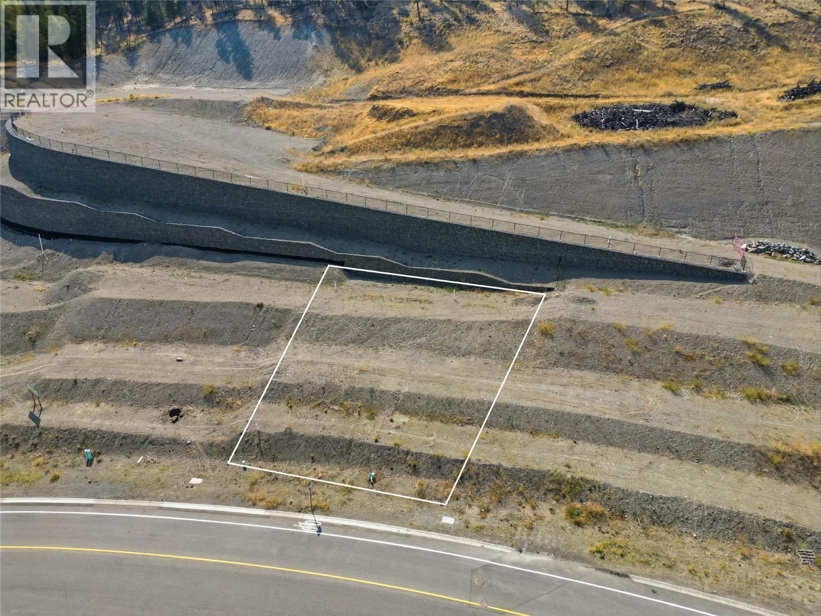 2041 Hugh Allan Drive, Kamloops, British Columbia    - Photo 2 - 10399082