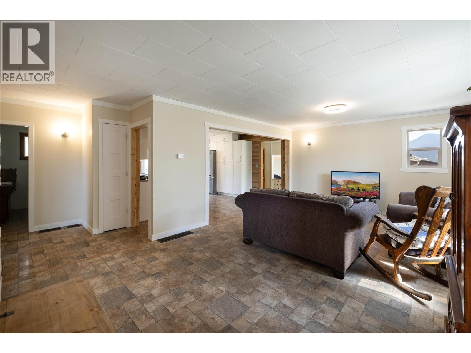 6662 Bulman Road, Westwold, British Columbia  V0E 3B1 - Photo 14 - 10399394