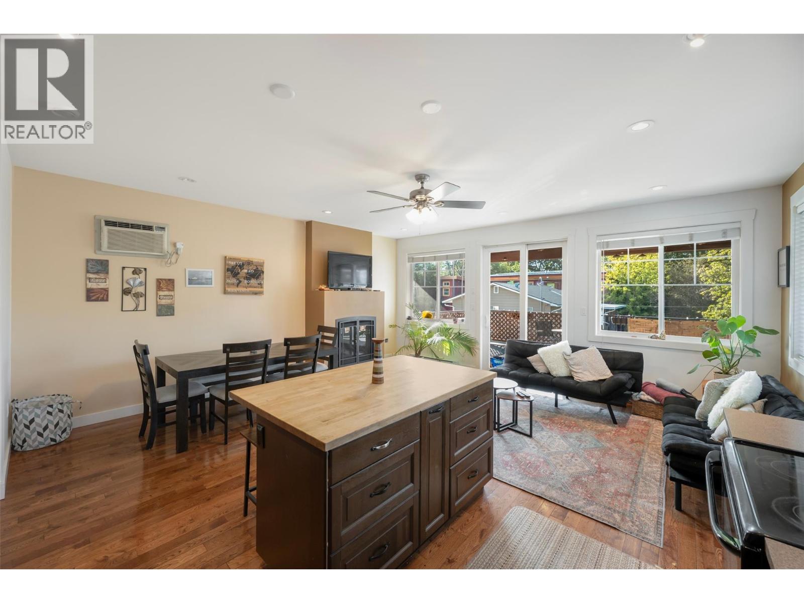 598 Wade Avenue Unit# 102, Penticton, British Columbia  V2A 1V5 - Photo 4 - 10398994