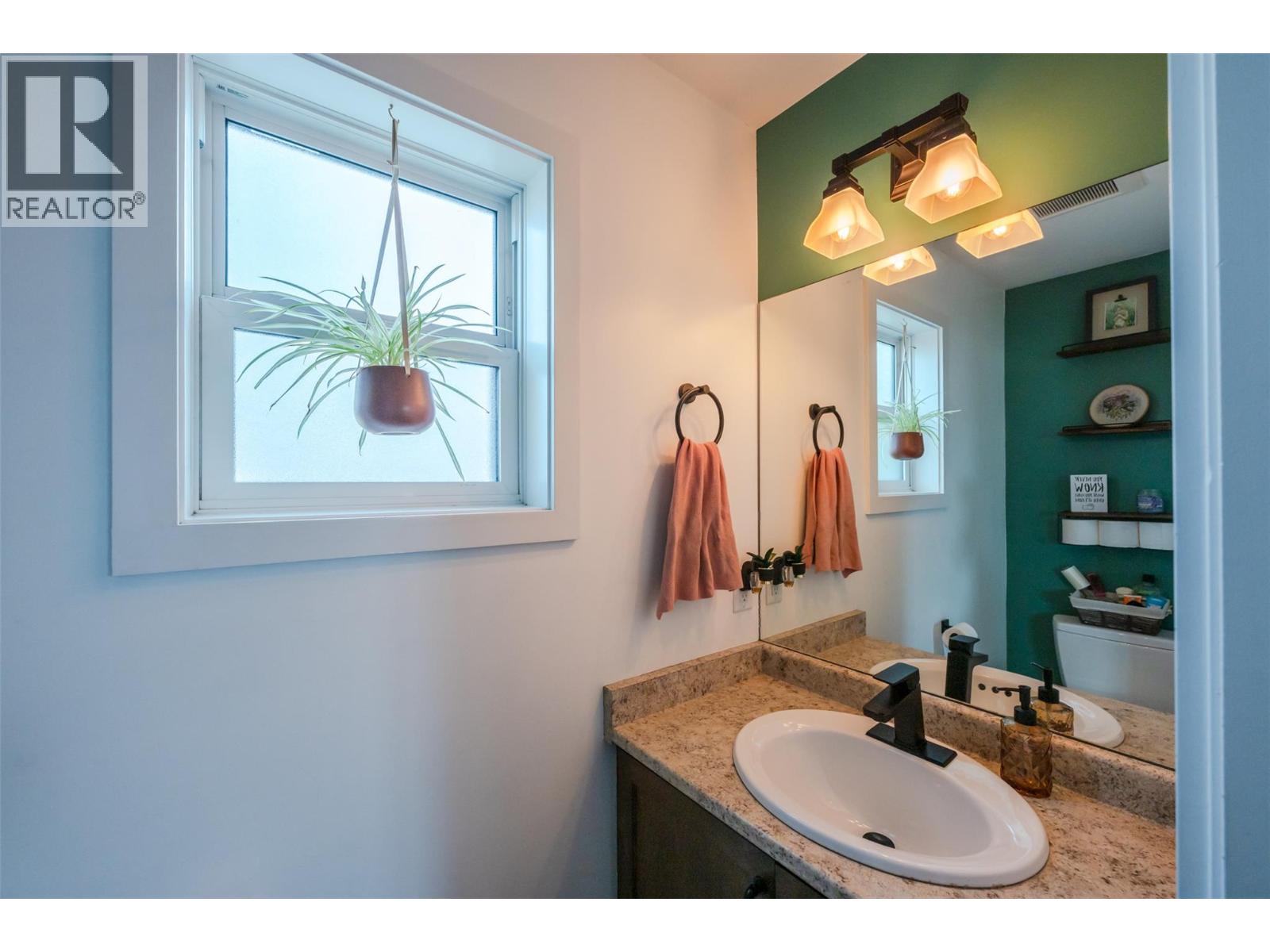 707 Revelstoke Avenue Unit# 102, Penticton, British Columbia  V2A 2J1 - Photo 11 - 10399727