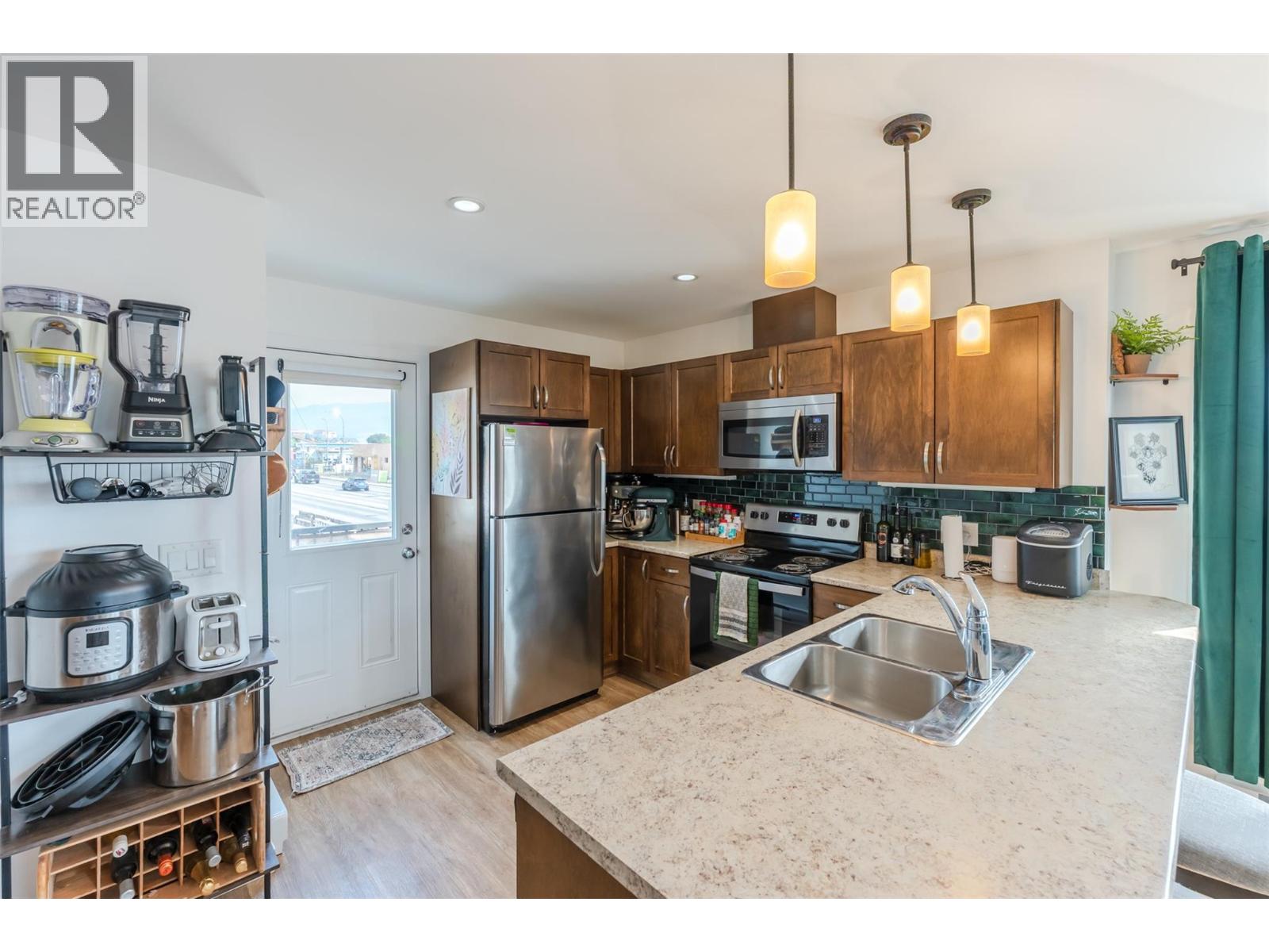 707 Revelstoke Avenue Unit# 102, Penticton, British Columbia  V2A 2J1 - Photo 4 - 10399727