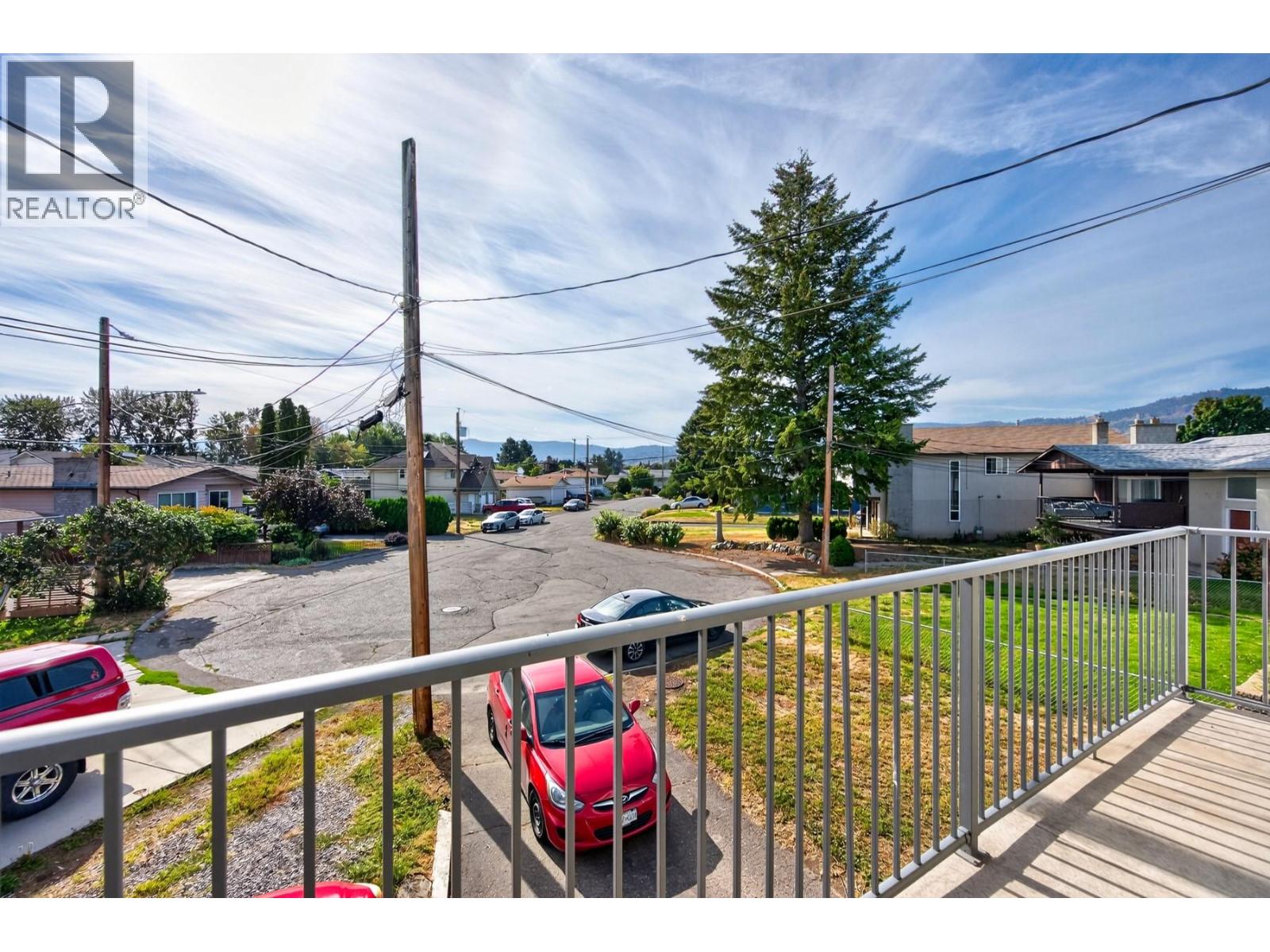 1037 Dundas Street, Kamloops, British Columbia  V2B 2T1 - Photo 14 - 10399709