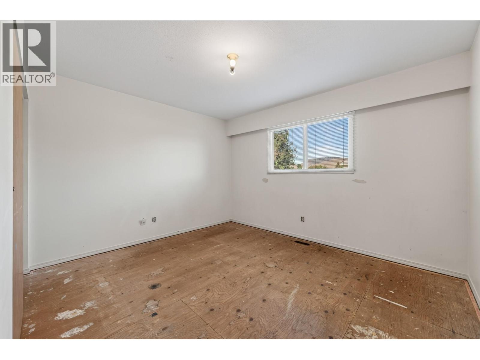 1037 Dundas Street, Kamloops, British Columbia  V2B 2T1 - Photo 19 - 10399709