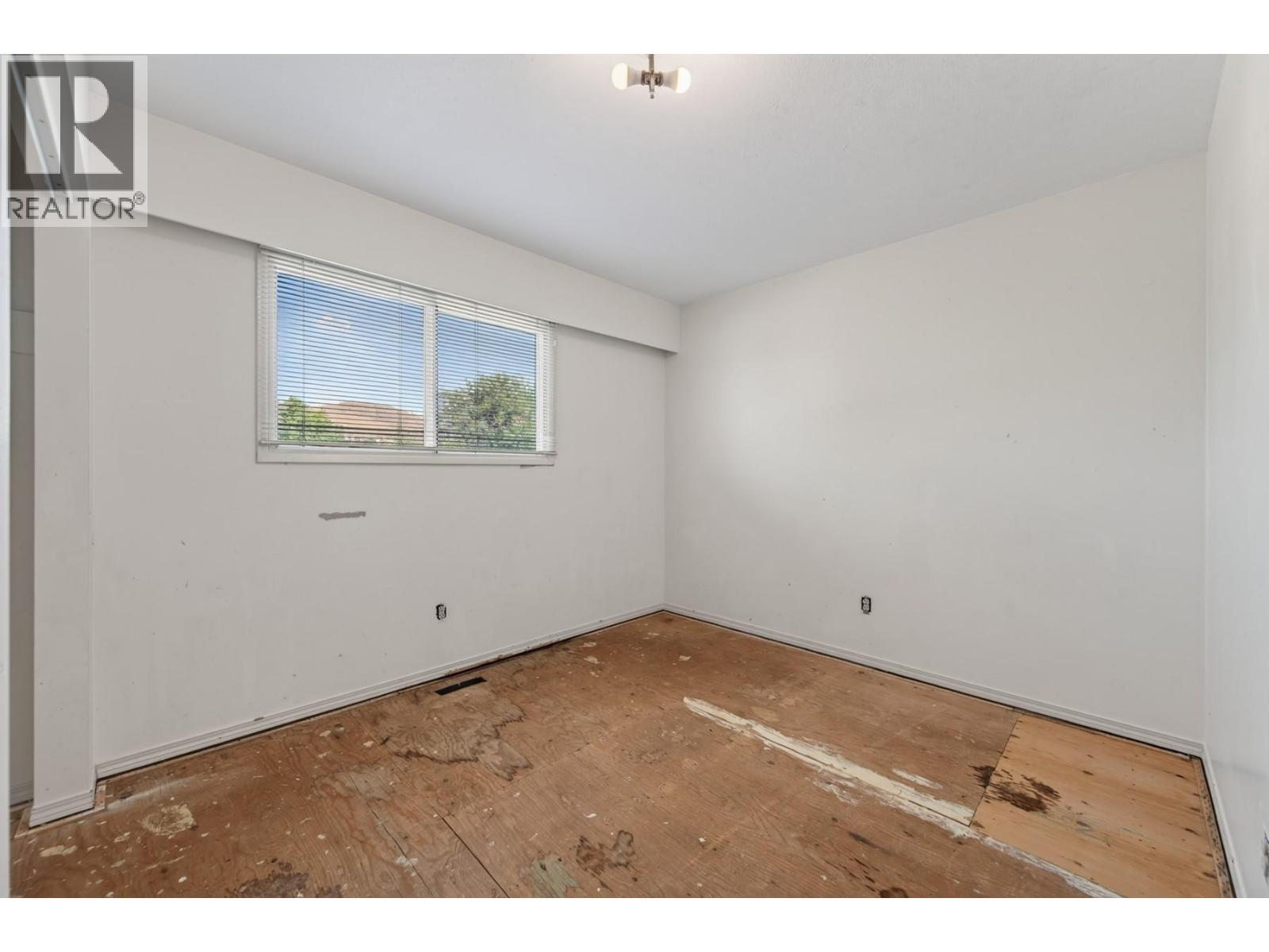 1037 Dundas Street, Kamloops, British Columbia  V2B 2T1 - Photo 21 - 10399709