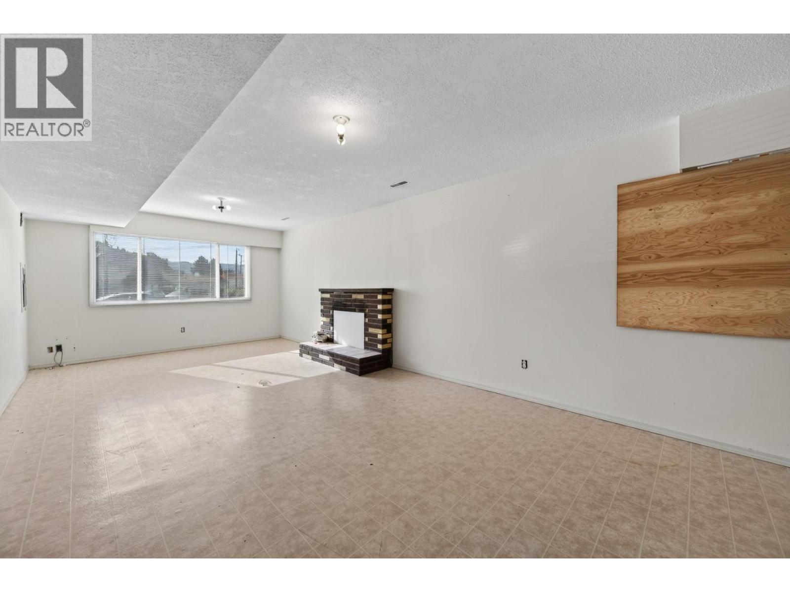 1037 Dundas Street, Kamloops, British Columbia  V2B 2T1 - Photo 23 - 10399709