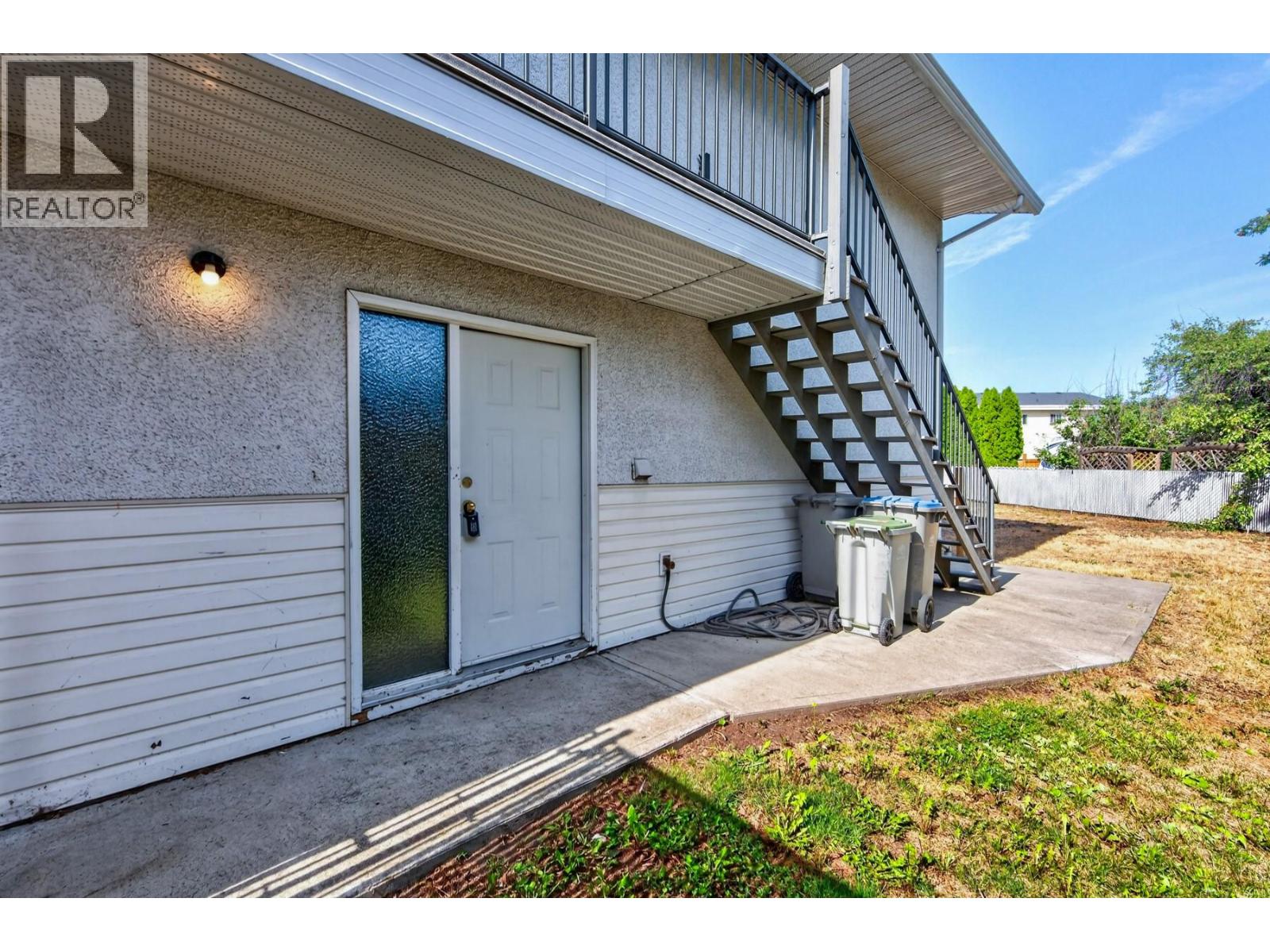 1037 Dundas Street, Kamloops, British Columbia  V2B 2T1 - Photo 36 - 10399709
