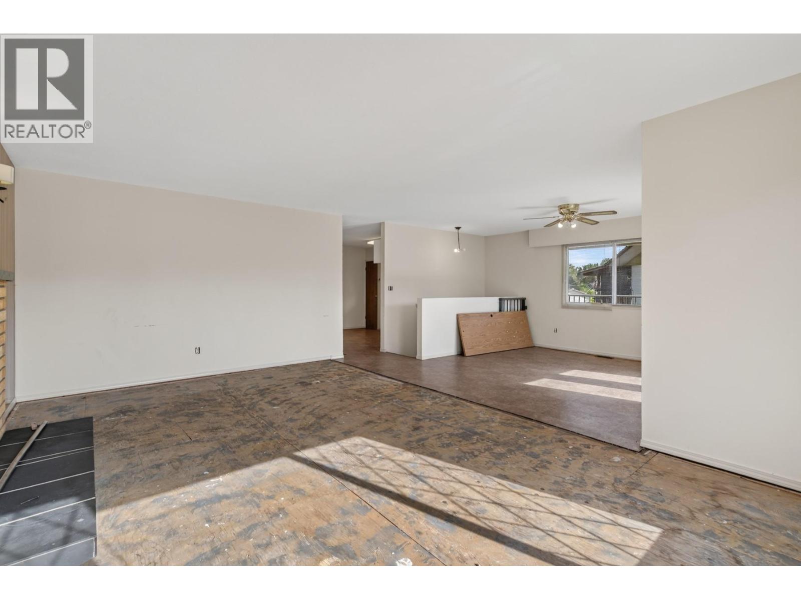 1037 Dundas Street, Kamloops, British Columbia  V2B 2T1 - Photo 6 - 10399709