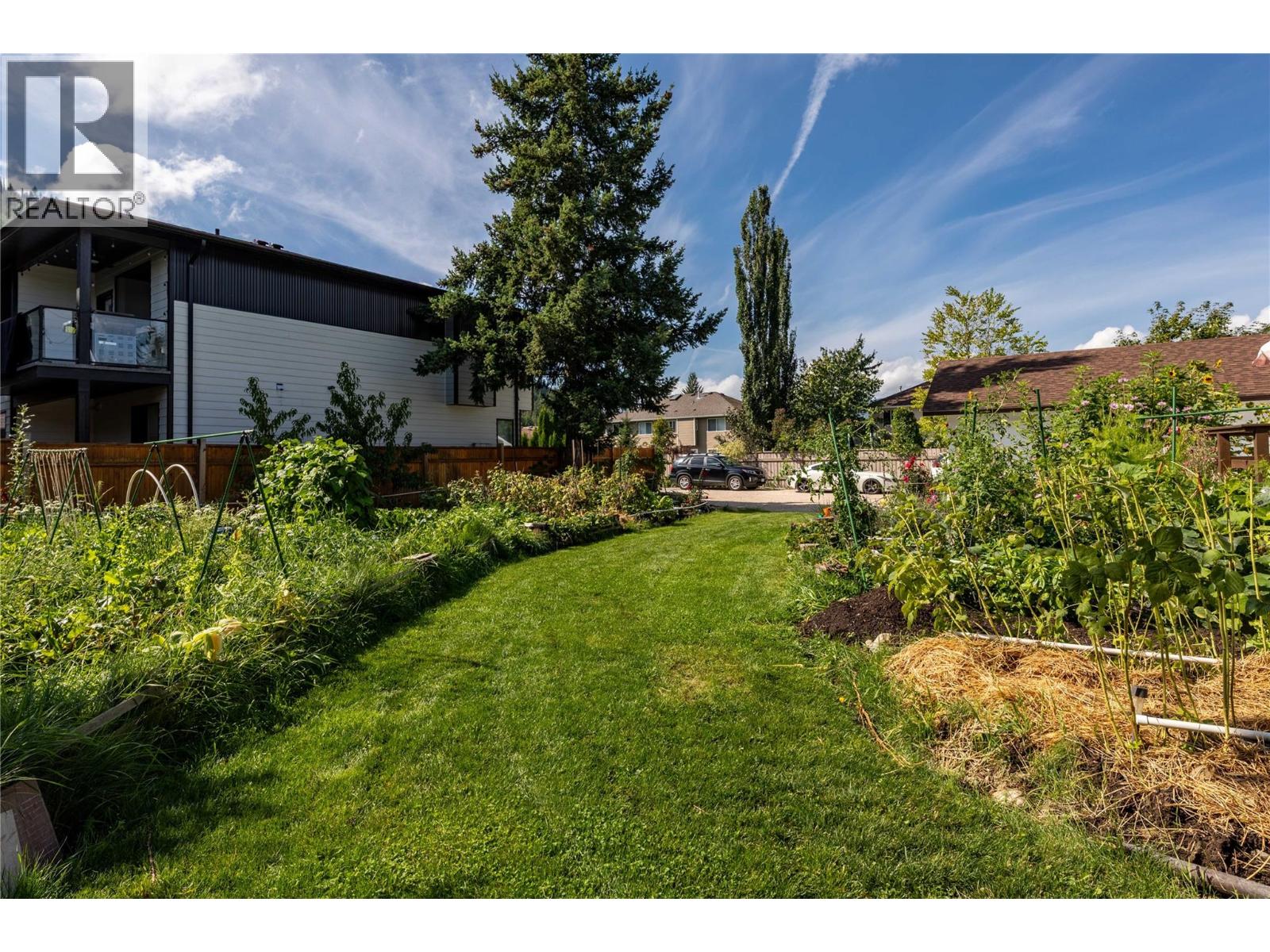 1441 20 Avenue Se Unit# 7, Salmon Arm, British Columbia  V1E 2M9 - Photo 46 - 10398946