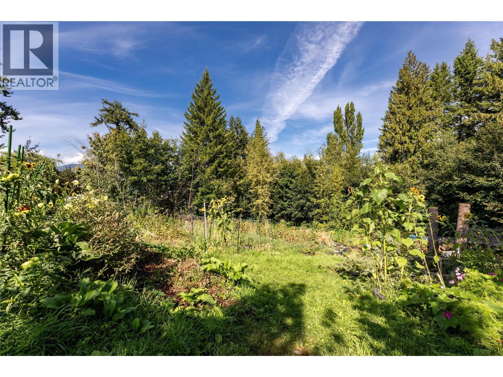 1441 20 Avenue Se Unit# 7, Salmon Arm, British Columbia  V1E 2M9 - Photo 47 - 10398946