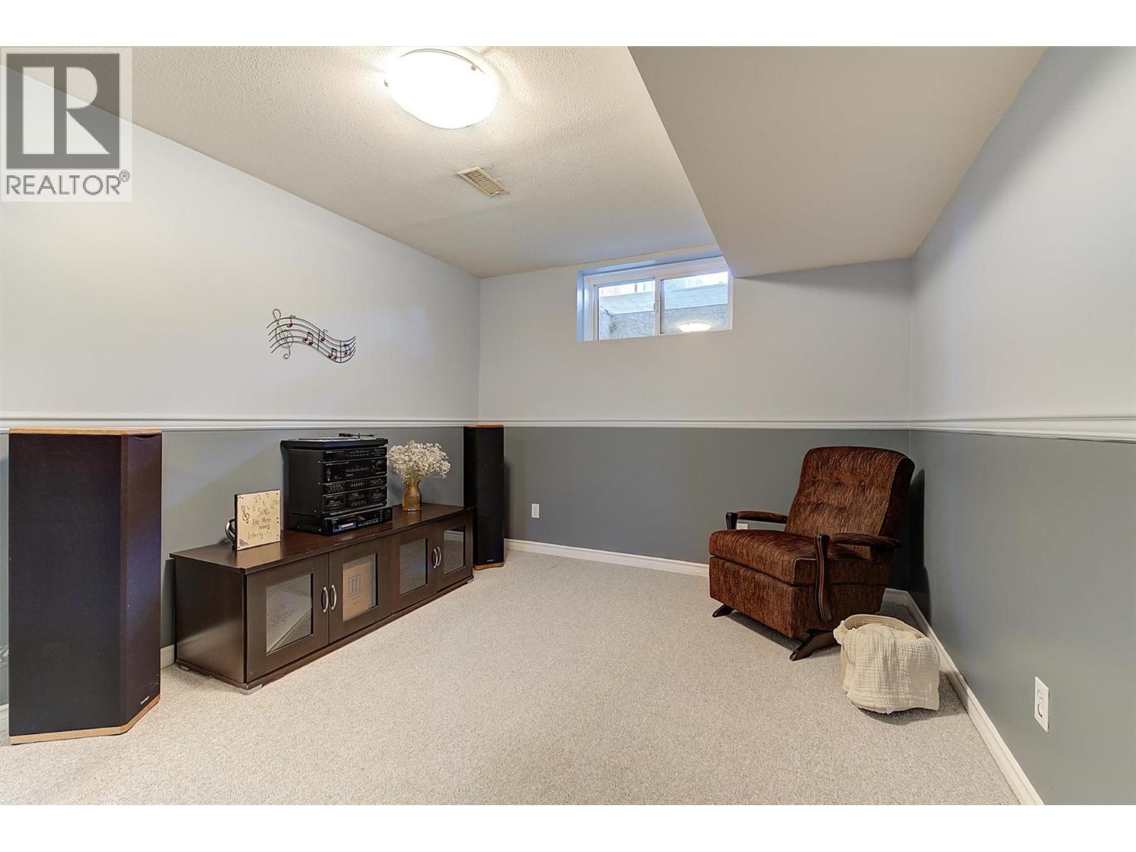 2547 Sexsmith Road, Kelowna, British Columbia  V1V 2G6 - Photo 38 - 10399058