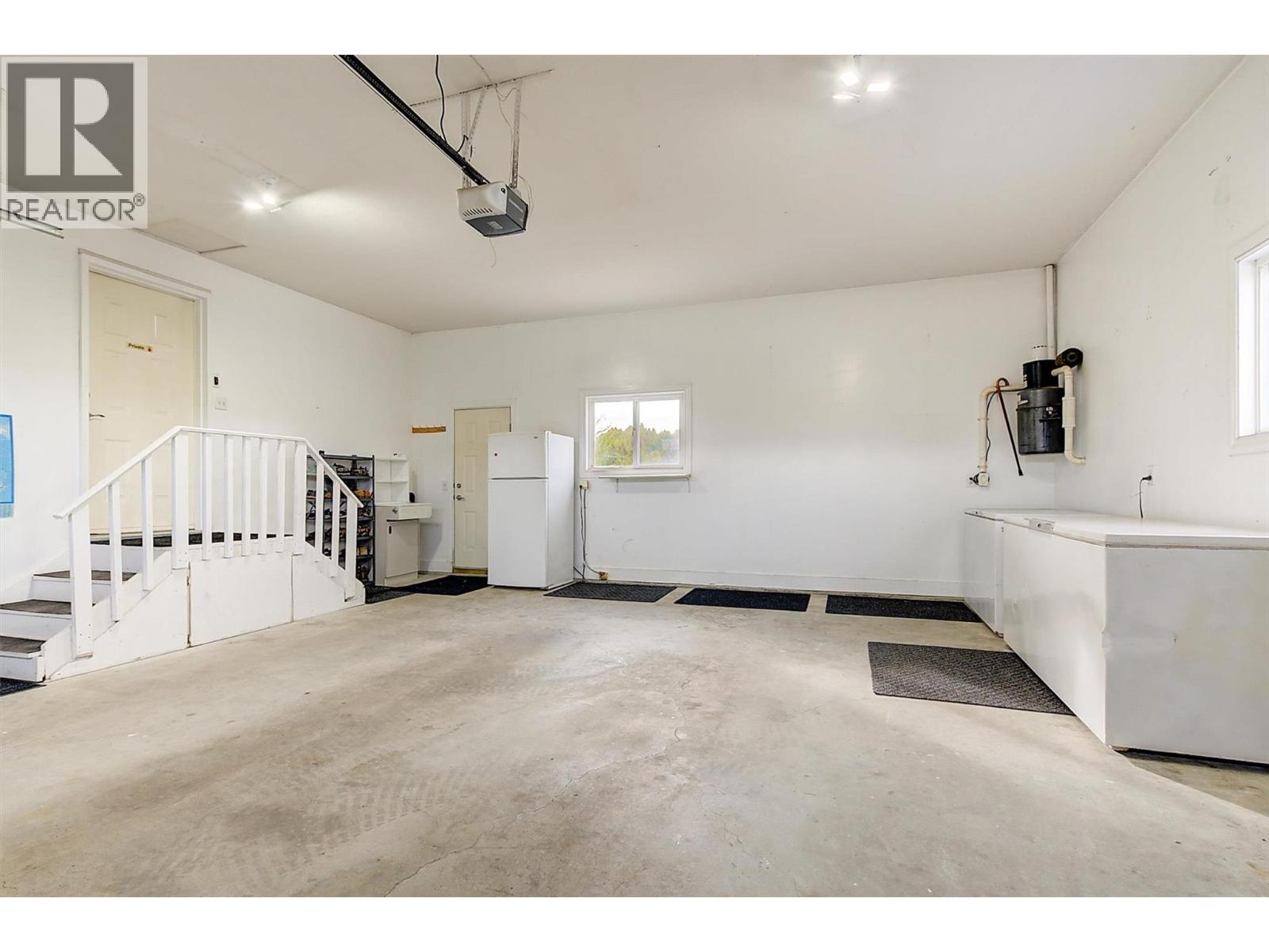 2547 Sexsmith Road, Kelowna, British Columbia  V1V 2G6 - Photo 45 - 10399058