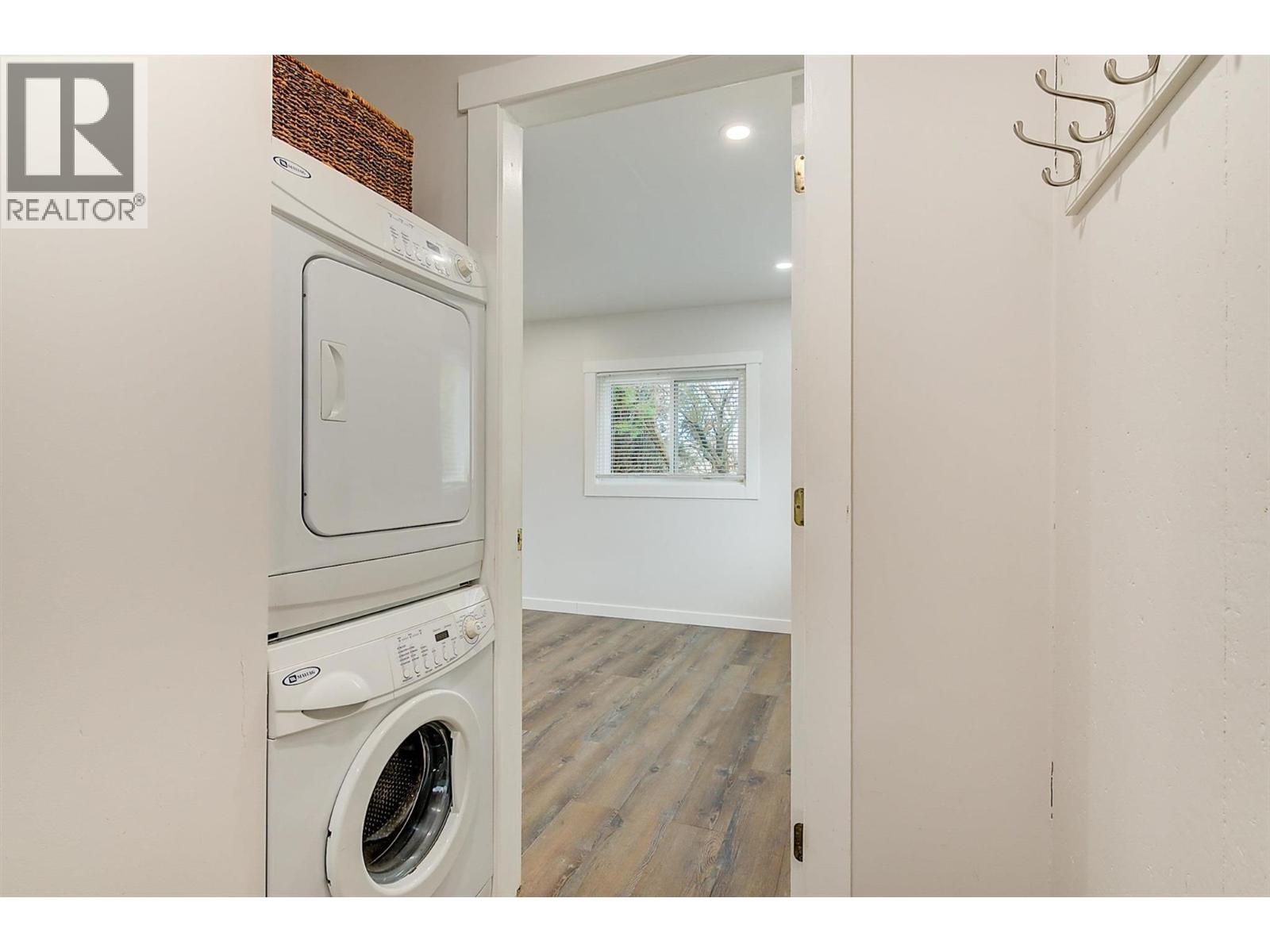 2547 Sexsmith Road, Kelowna, British Columbia  V1V 2G6 - Photo 52 - 10399058