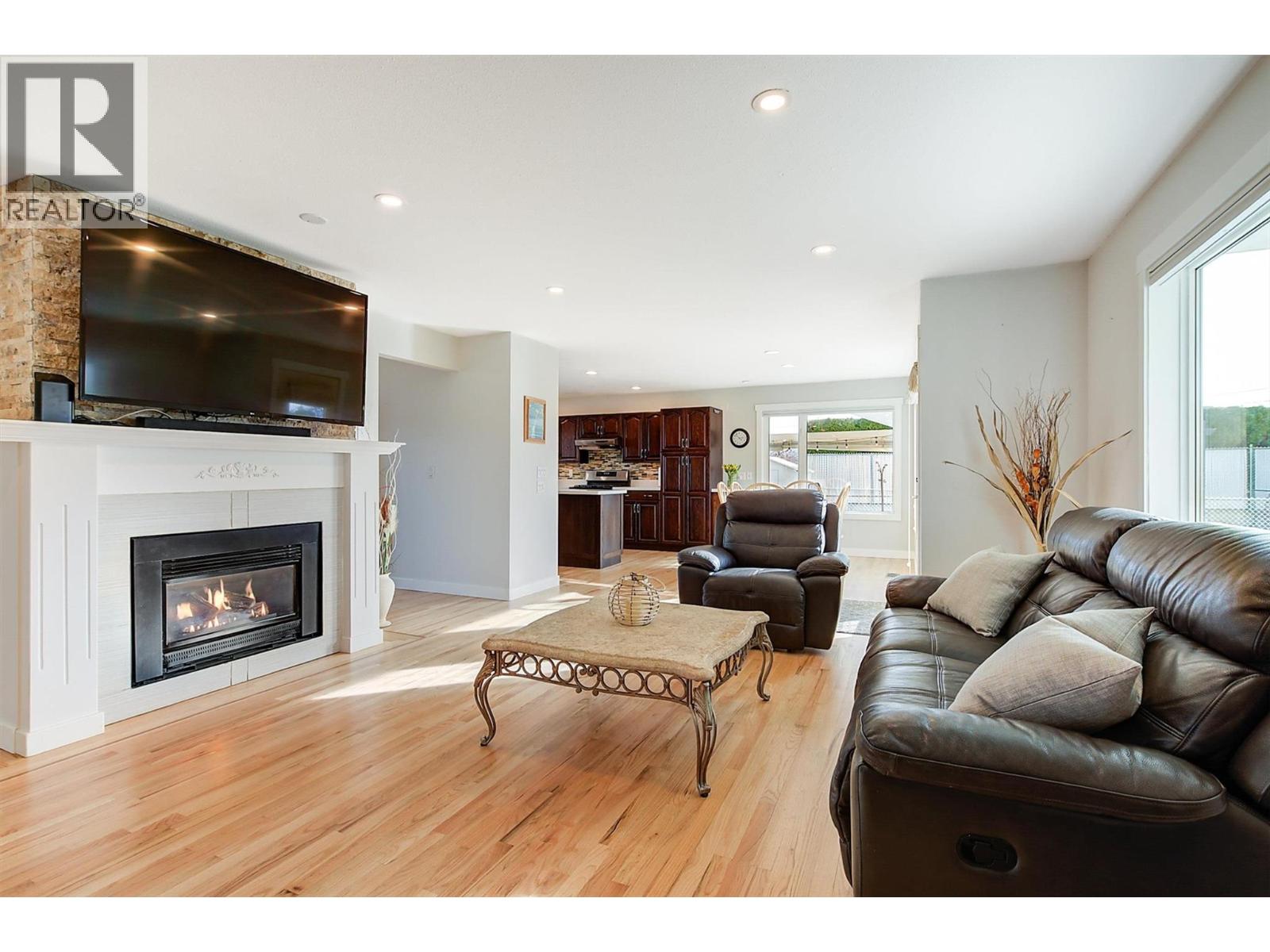 2547 Sexsmith Road, Kelowna, British Columbia  V1V 2G6 - Photo 6 - 10399058