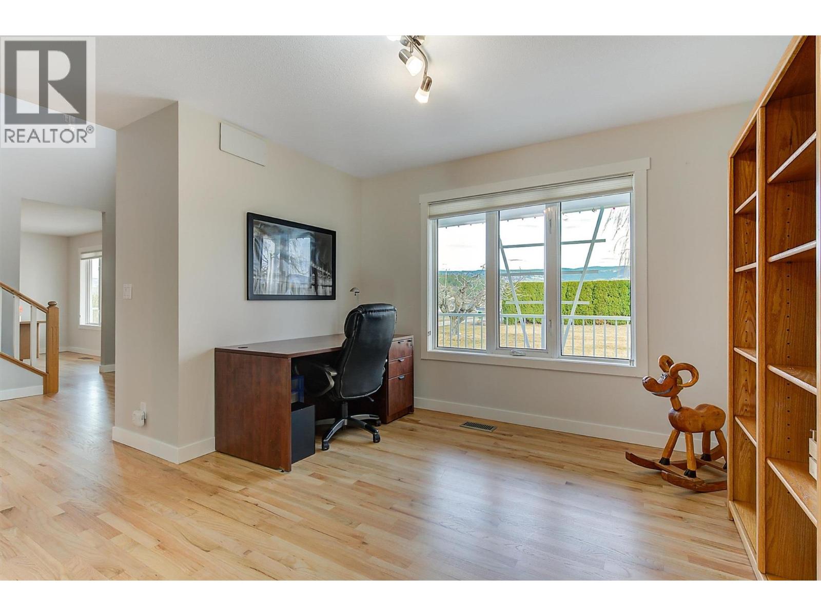 2547 Sexsmith Road, Kelowna, British Columbia  V1V 2G6 - Photo 15 - 10399056