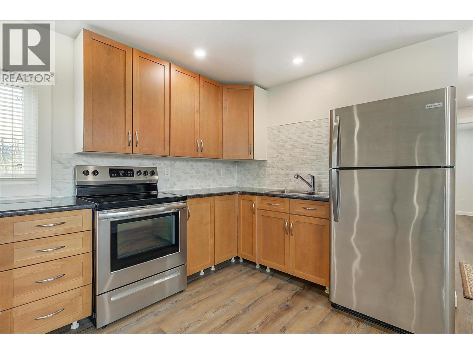 2547 Sexsmith Road, Kelowna, British Columbia  V1V 2G6 - Photo 46 - 10399056