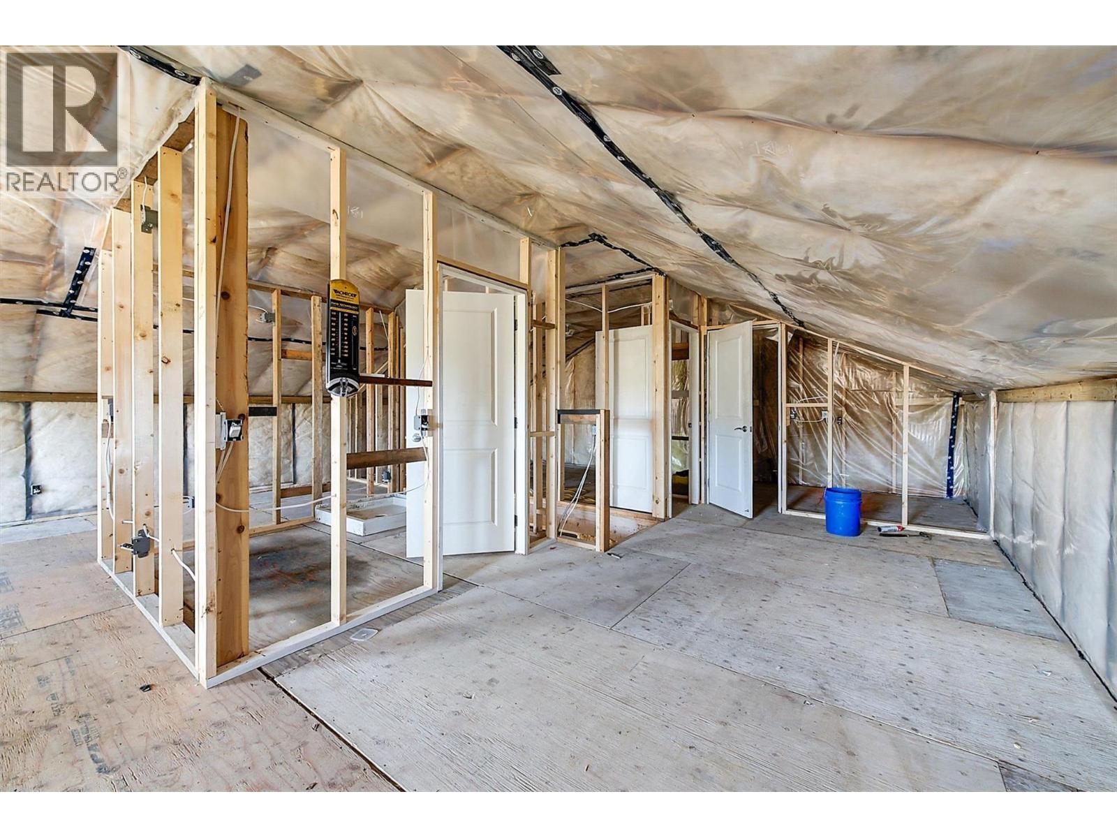 2547 Sexsmith Road, Kelowna, British Columbia  V1V 2G6 - Photo 59 - 10399056