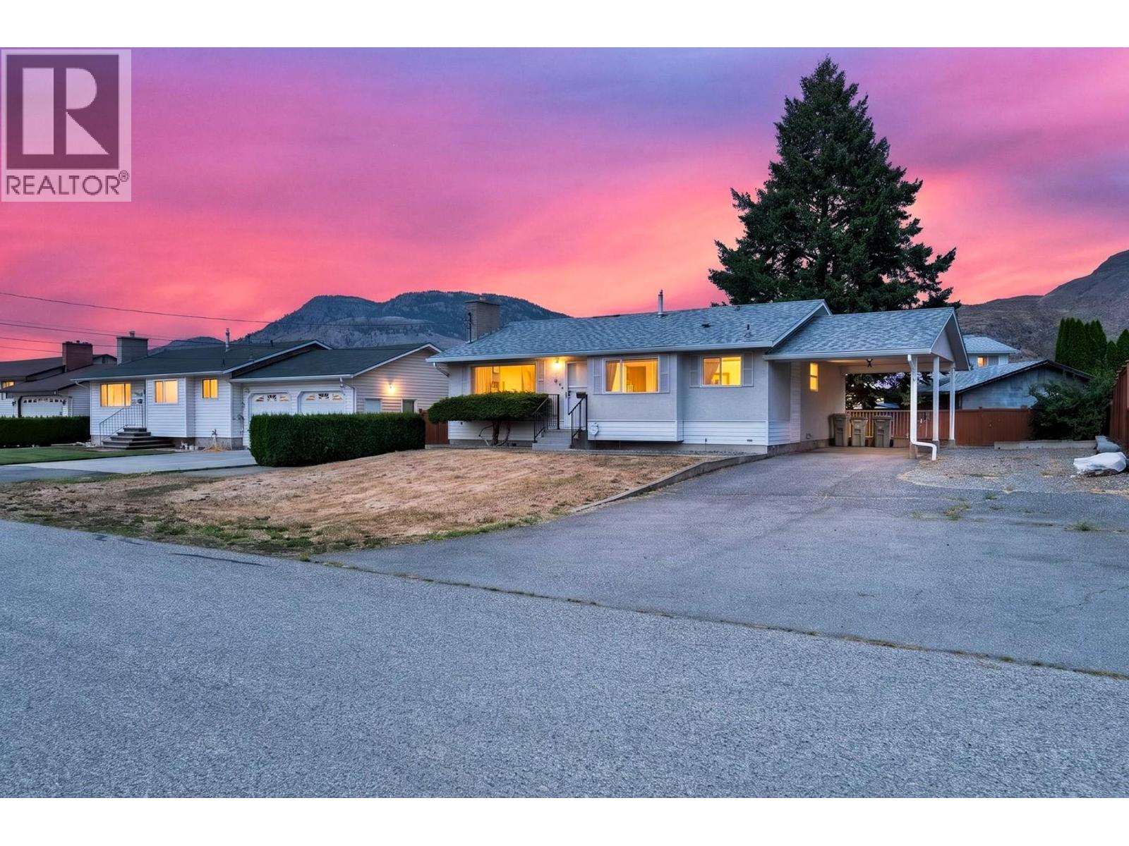 2640 Argyle Avenue, Kamloops, British Columbia  V2B 4T8 - Photo 1 - 10399705