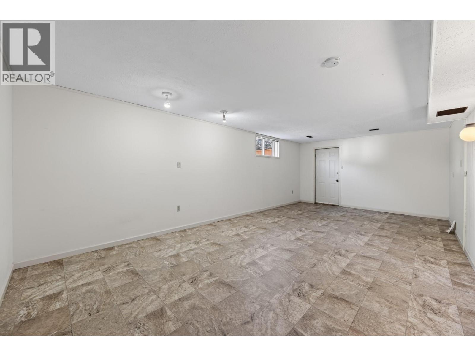 2640 Argyle Avenue, Kamloops, British Columbia  V2B 4T8 - Photo 19 - 10399705