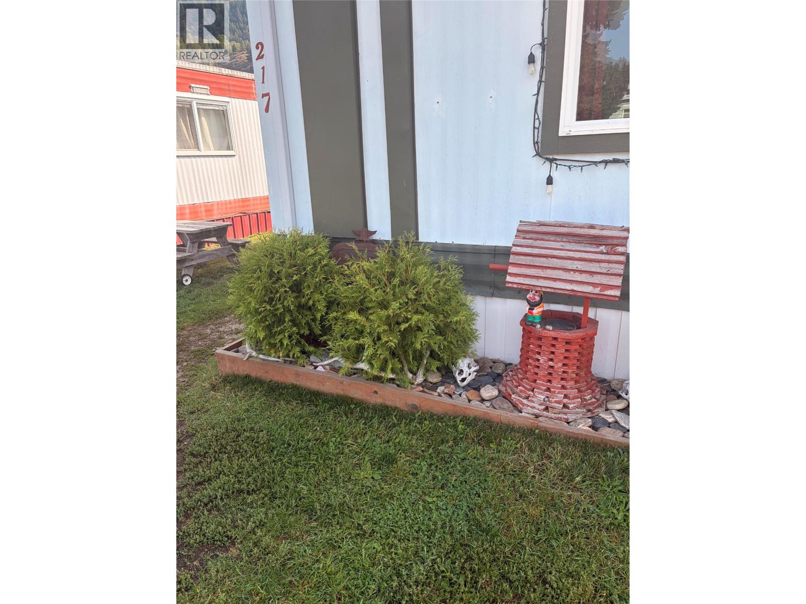 217 3rd Avenue, Castlegar, British Columbia  V1N 2N2 - Photo 16 - 10399554