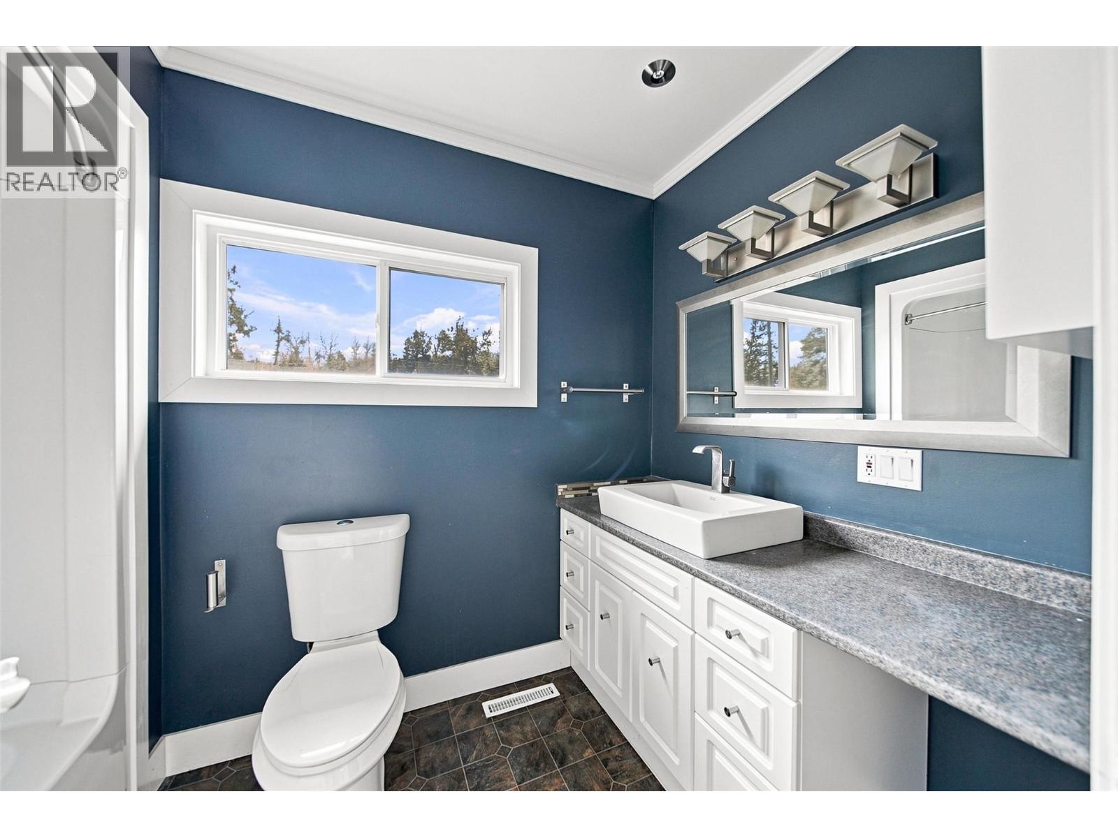 1401 Chapman Street, Merritt, British Columbia  V1K 1B8 - Photo 13 - 10399409