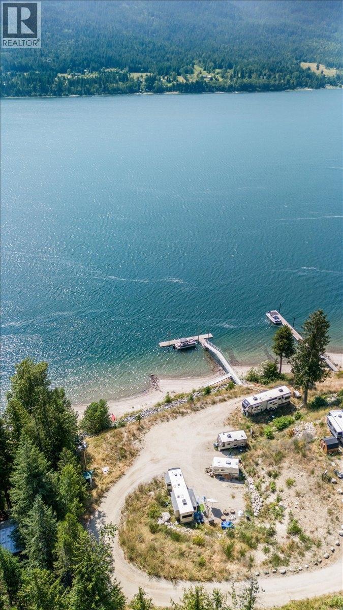 6744 3a Highway, Nelson, British Columbia  V1L 6S2 - Photo 1 - 10399714