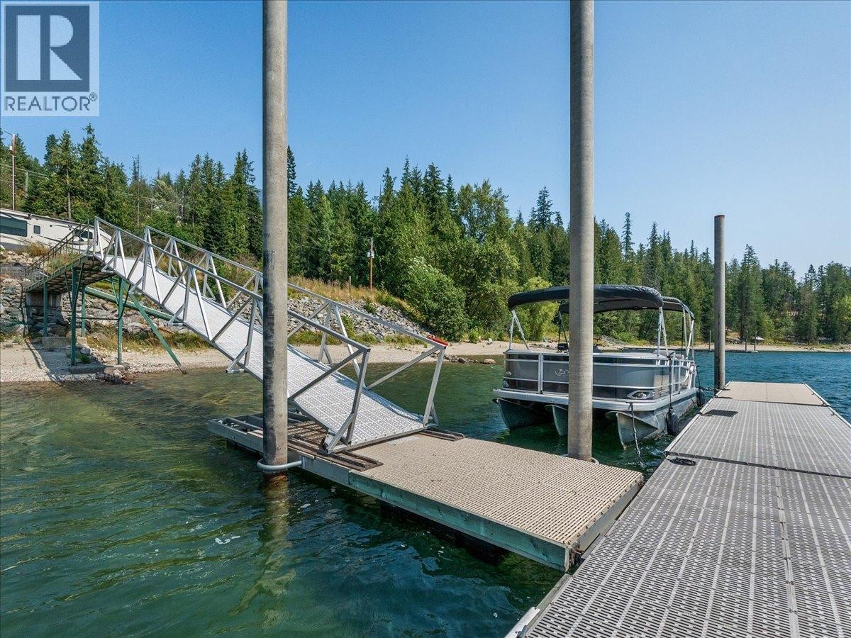 6744 3a Highway, Nelson, British Columbia  V1L 6S2 - Photo 10 - 10399714