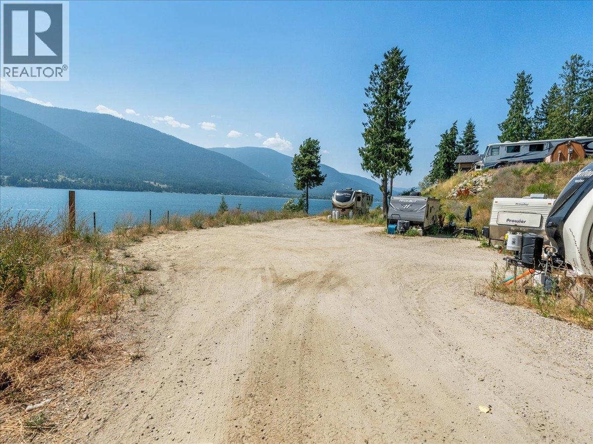 6744 3a Highway, Nelson, British Columbia  V1L 6S2 - Photo 22 - 10399714