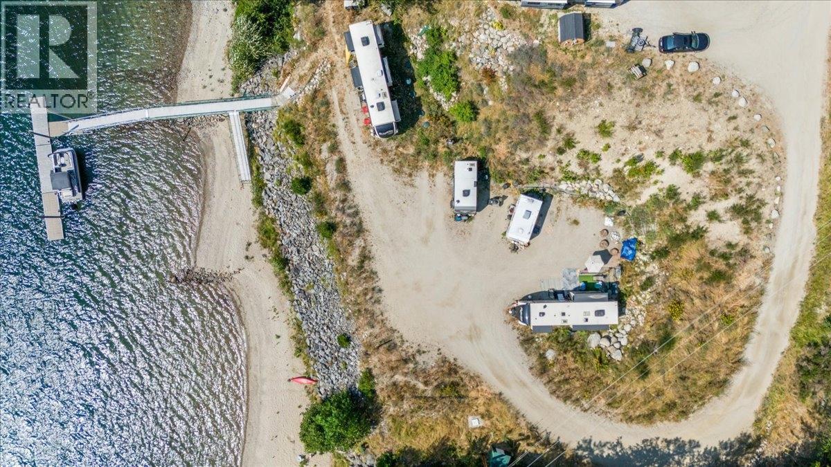 6744 3a Highway, Nelson, British Columbia  V1L 6S2 - Photo 4 - 10399714