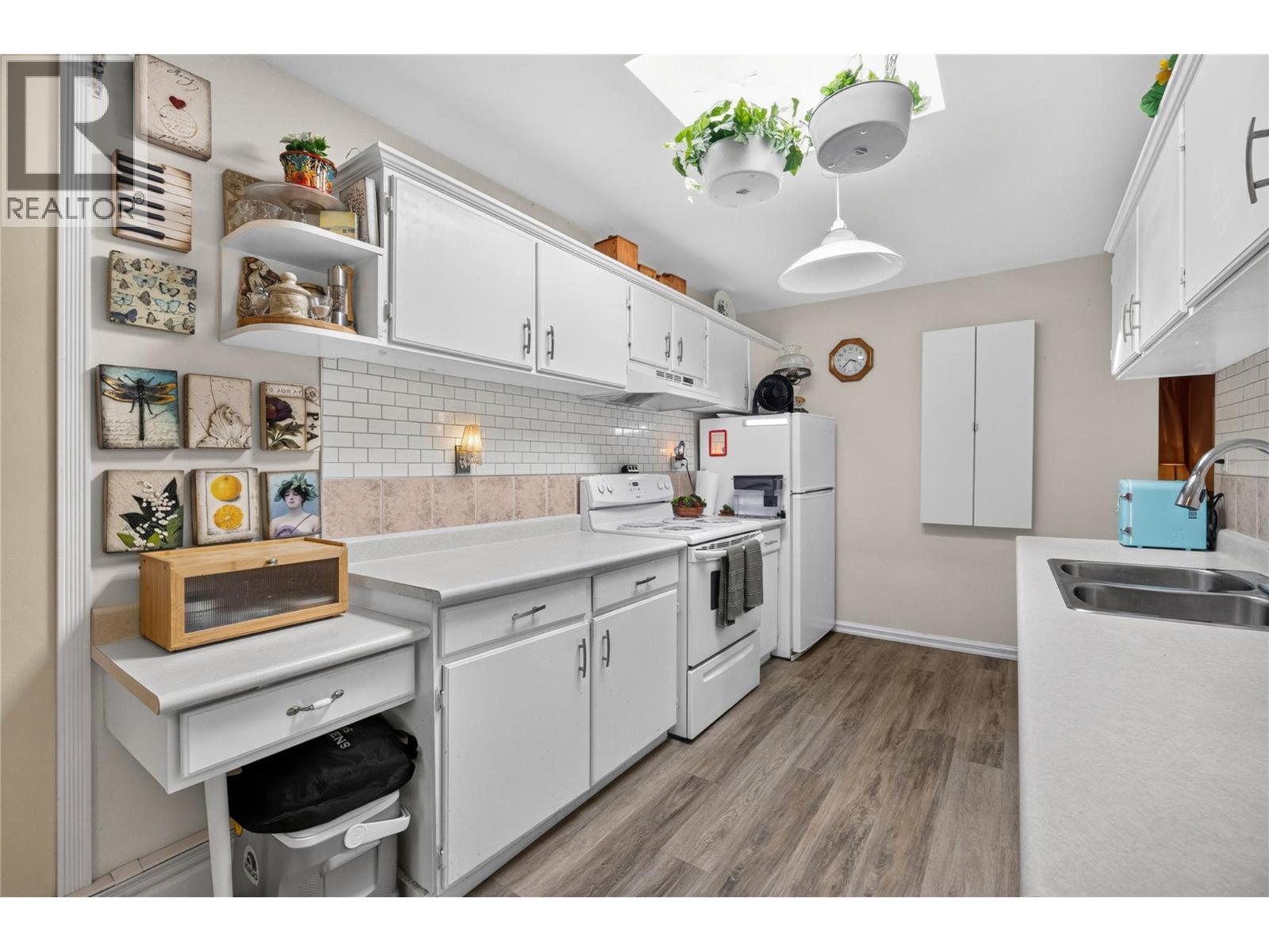 310 Yorkton Avenue Unit# 59, Penticton, British Columbia  V2A 6Z8 - Photo 5 - 10399689