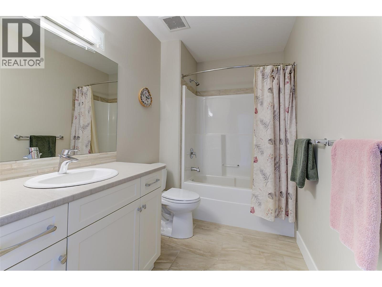 1836 Tower Ranch Boulevard Unit# 2, Kelowna, British Columbia  V1P 1S8 - Photo 47 - 10399736