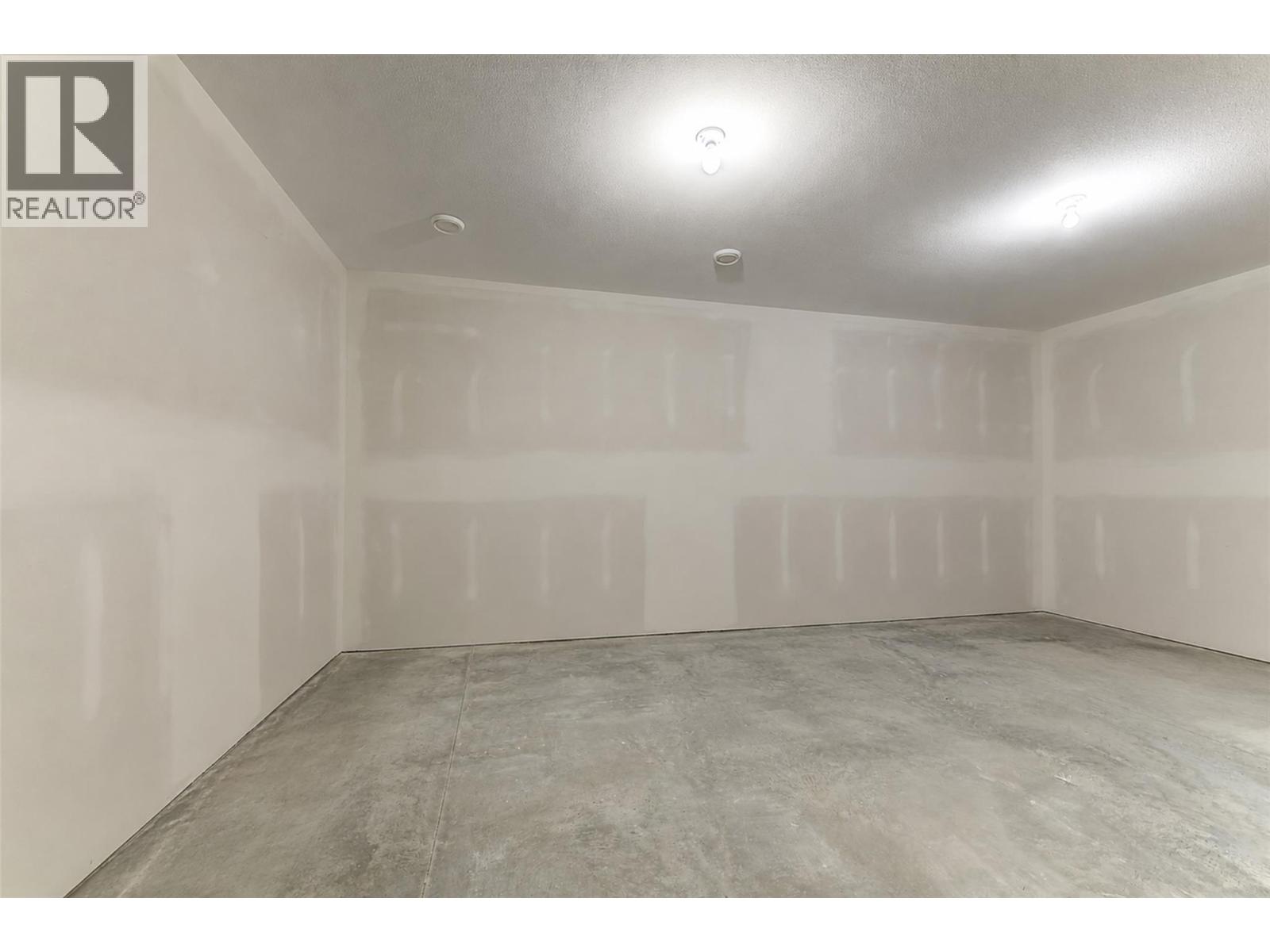 1836 Tower Ranch Boulevard Unit# 2, Kelowna, British Columbia  V1P 1S8 - Photo 52 - 10399736