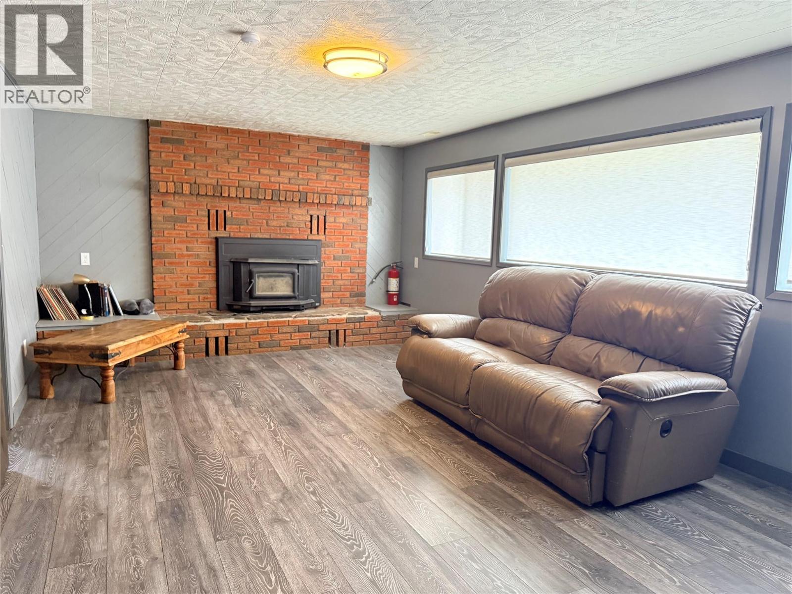 93 Holmes Road, Christina Lake, British Columbia  V0H 1E0 - Photo 29 - 10399519