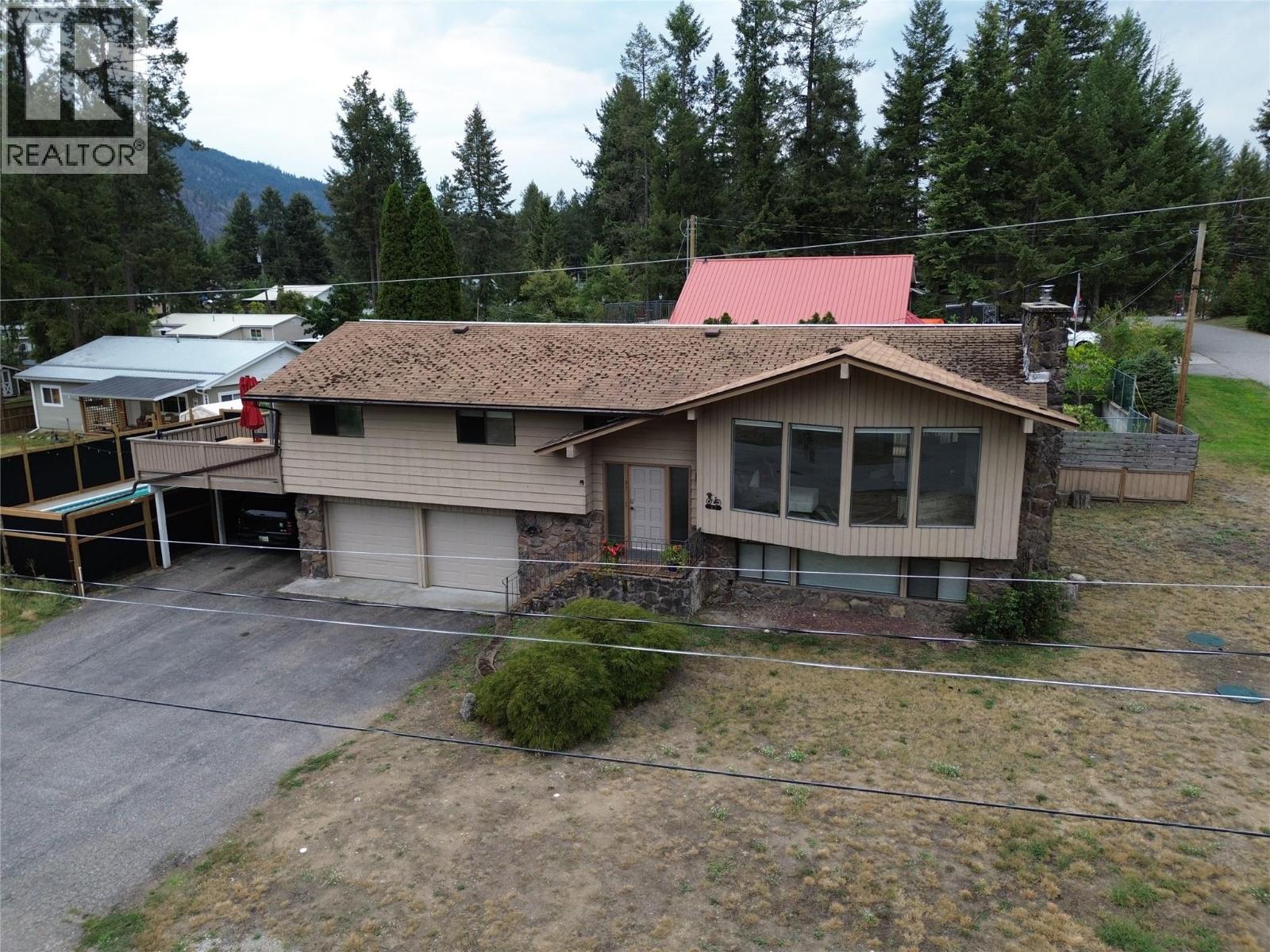 93 Holmes Road, Christina Lake, British Columbia  V0H 1E0 - Photo 36 - 10399519