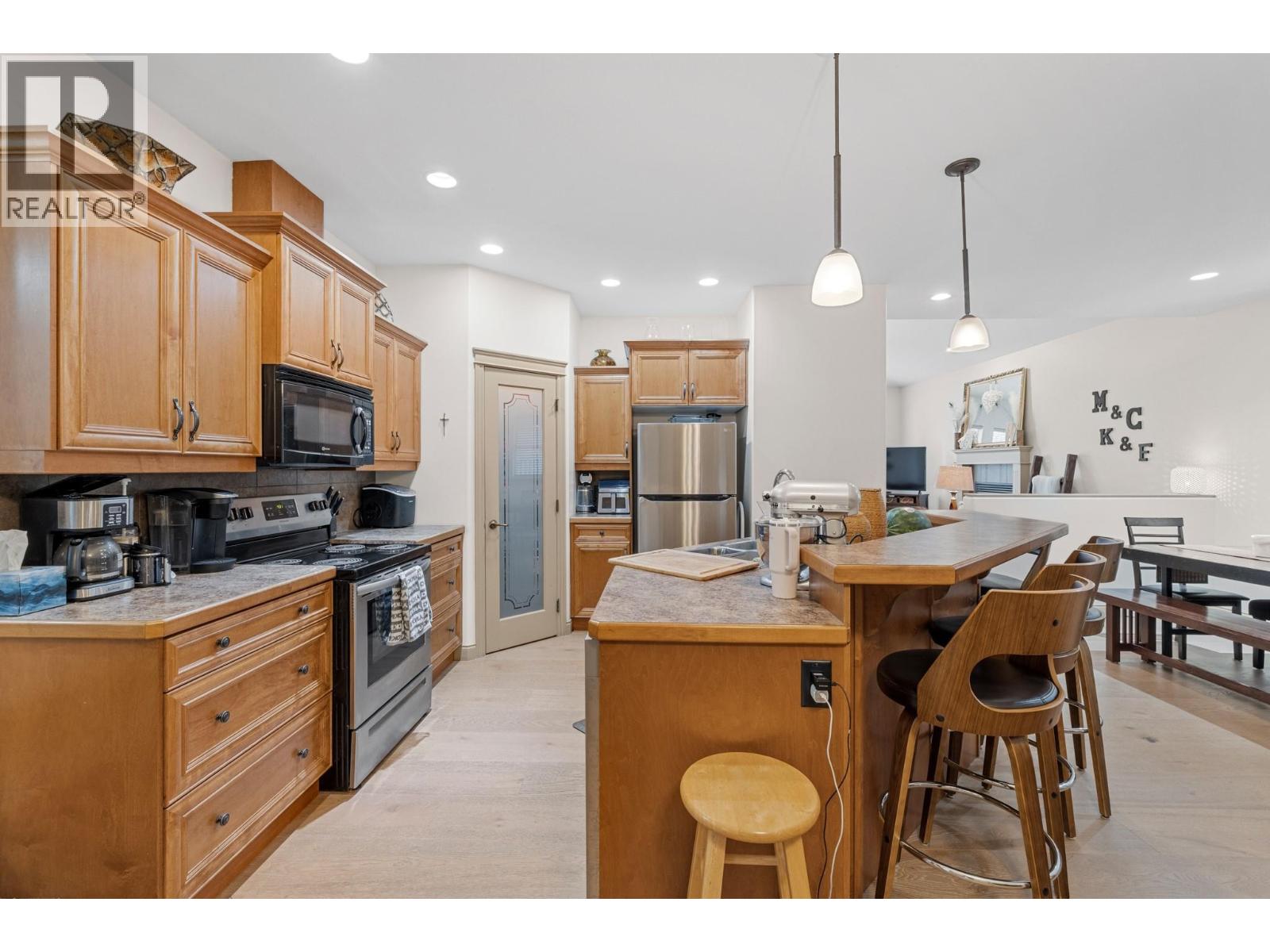 5438 Farron Street, Kelowna, British Columbia  V1W 5A6 - Photo 12 - 10398029