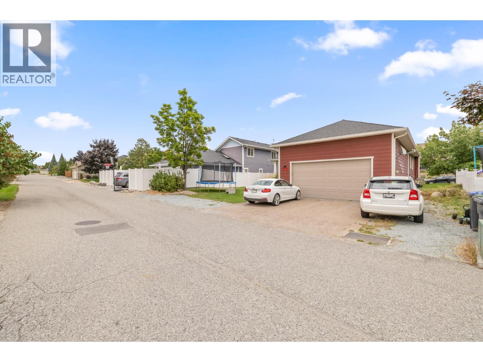 5438 Farron Street, Kelowna, British Columbia  V1W 5A6 - Photo 44 - 10398029