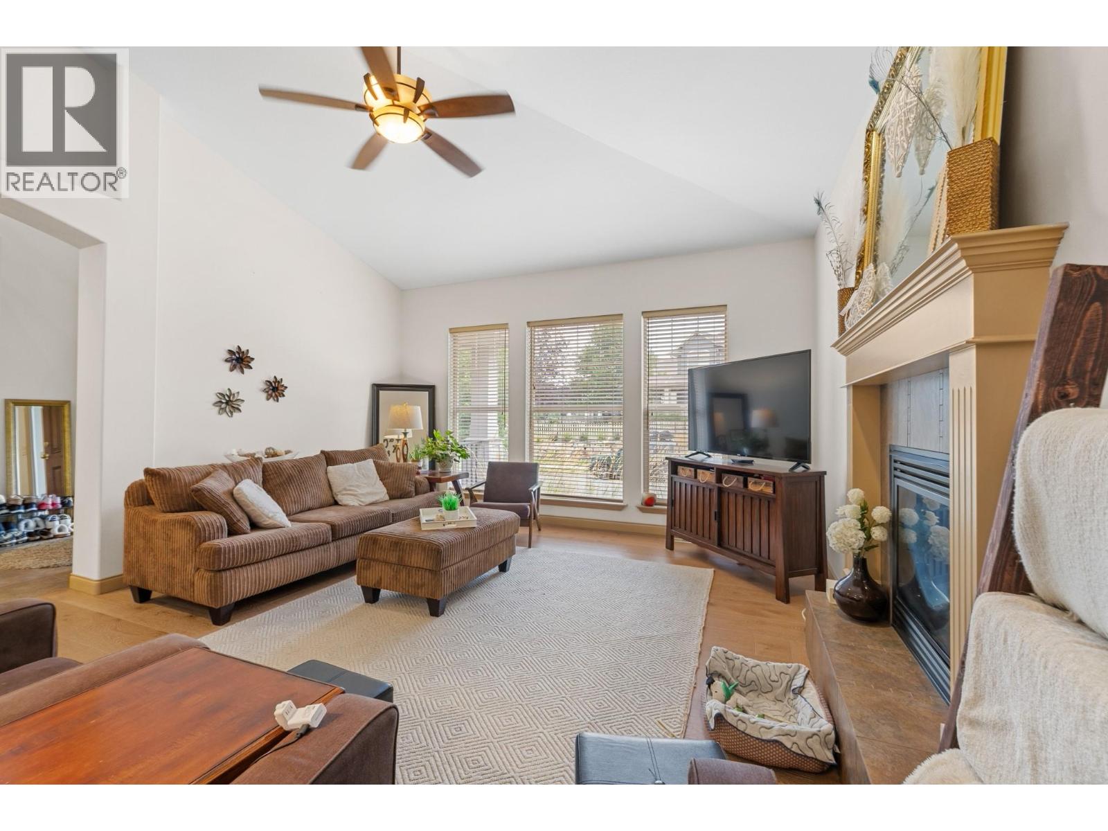 5438 Farron Street, Kelowna, British Columbia  V1W 5A6 - Photo 5 - 10398029