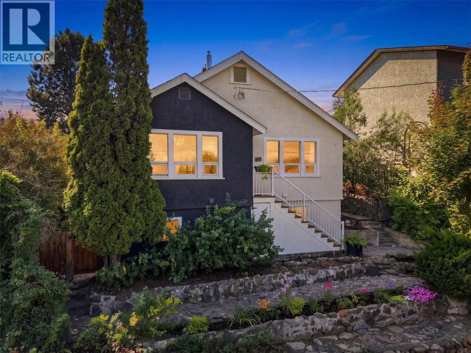 675 Dominion Street, Kamloops, British Columbia  V2C 2X6 - Photo 1 - 10386242