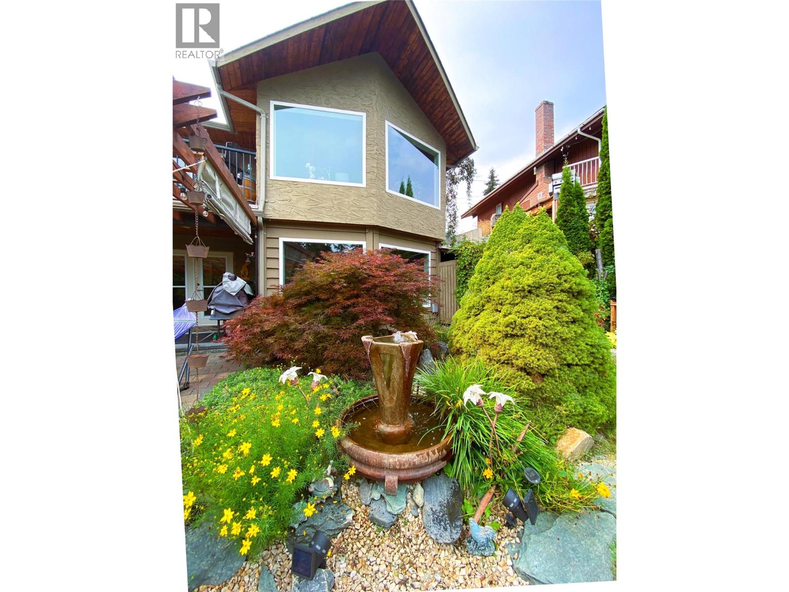 2880 Chalet Drive, Blind Bay, British Columbia  V0E 1H1 - Photo 1 - 10398677