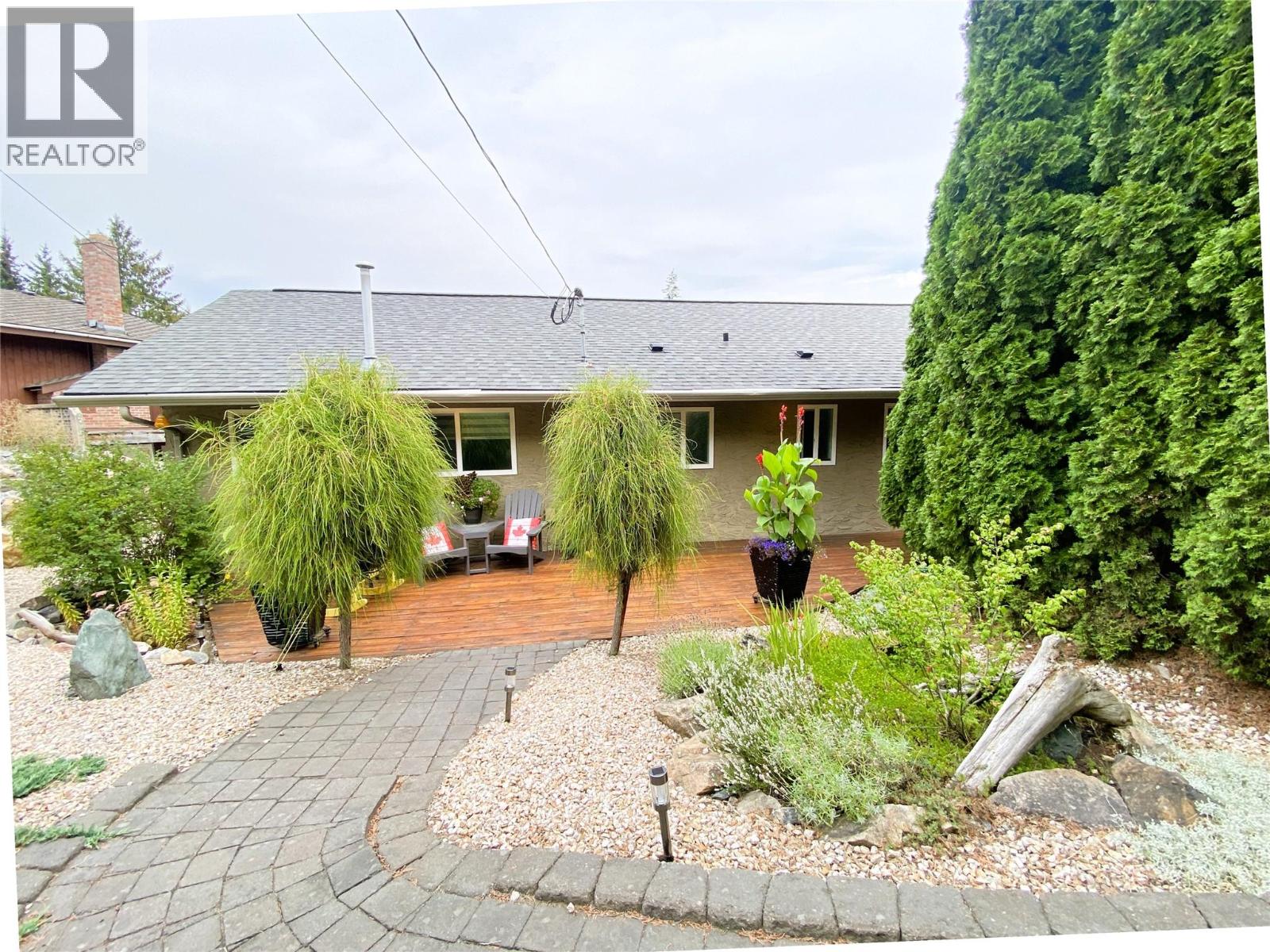 2880 Chalet Drive, Blind Bay, British Columbia  V0E 1H1 - Photo 4 - 10398677