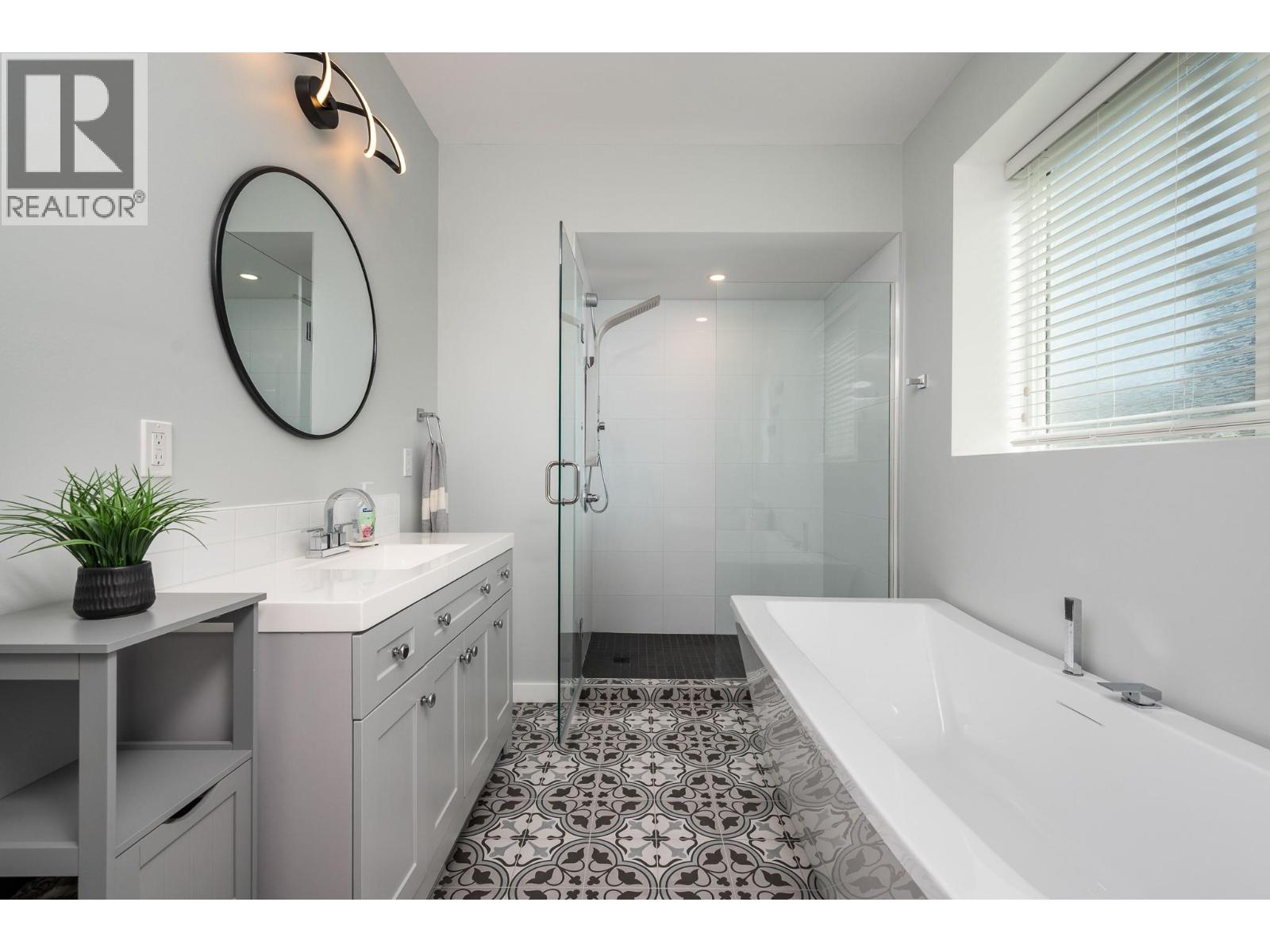 5112 Turtle Pond Court, Vernon, British Columbia  V1T 9W2 - Photo 33 - 10399728