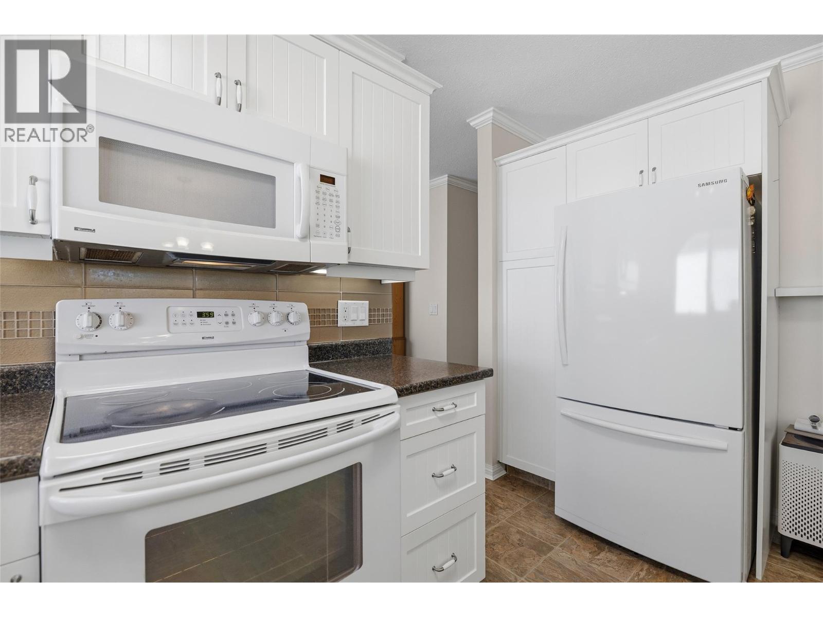 1255 Raymer Avenue Unit# 548, Kelowna, British Columbia  V1W 3C3 - Photo 13 - 10399573