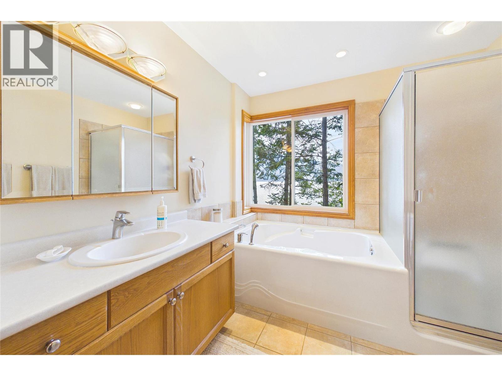 17538 Coral Beach Road, Lake Country, British Columbia  V4V 1C1 - Photo 25 - 10399419