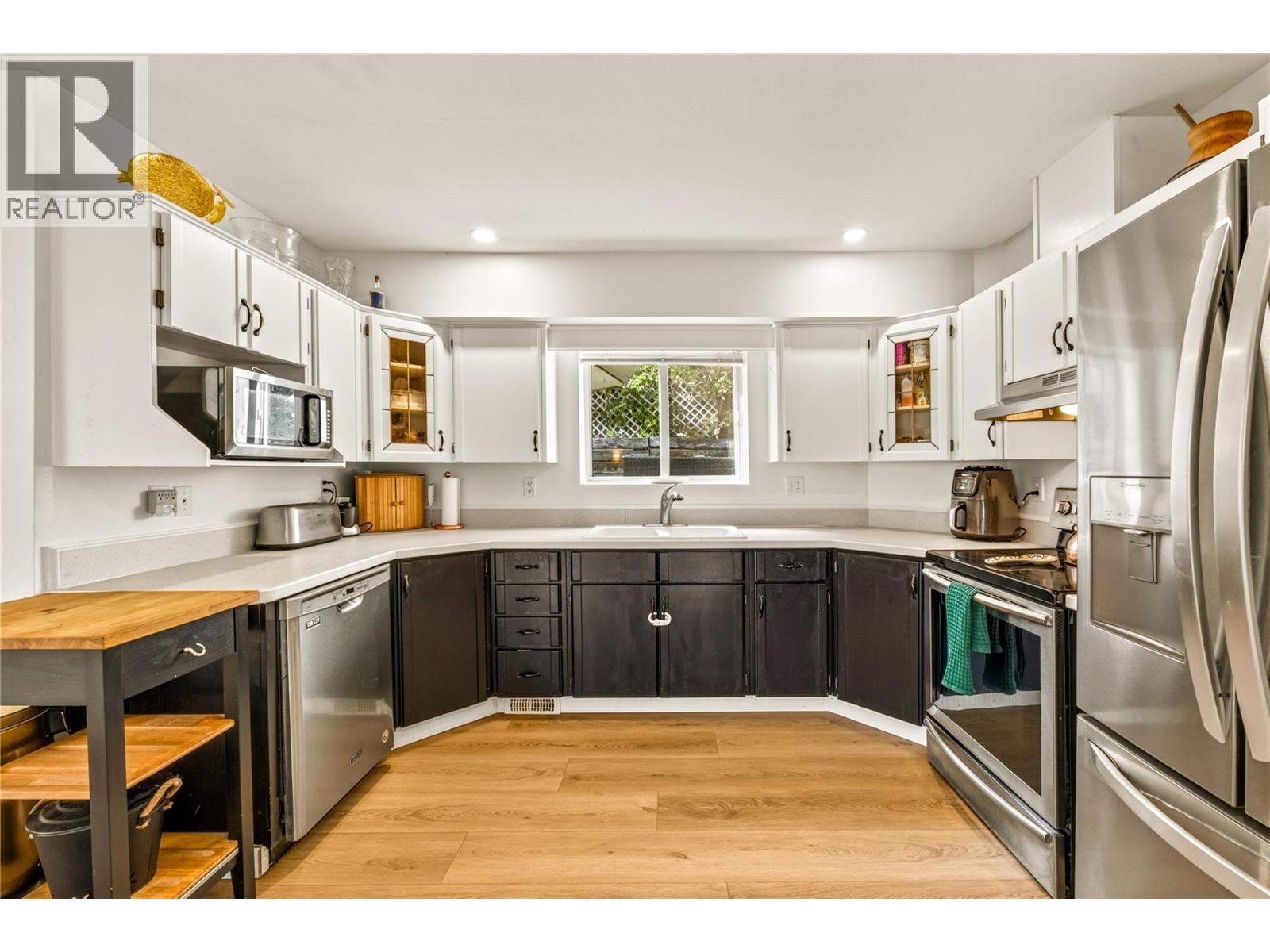 1458 Penticton Avenue Unit# 156, Penticton, British Columbia  V2A 8L3 - Photo 2 - 10399059