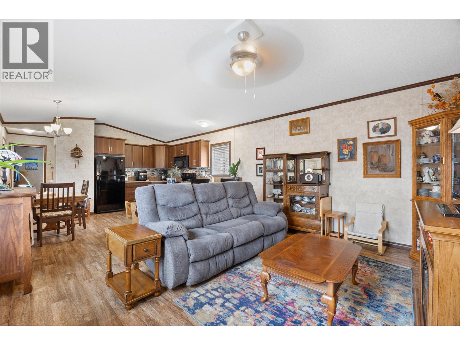7805 Dallas Drive Unit# 27, Kamloops, British Columbia  V2C 0E5 - Photo 2 - 10399165