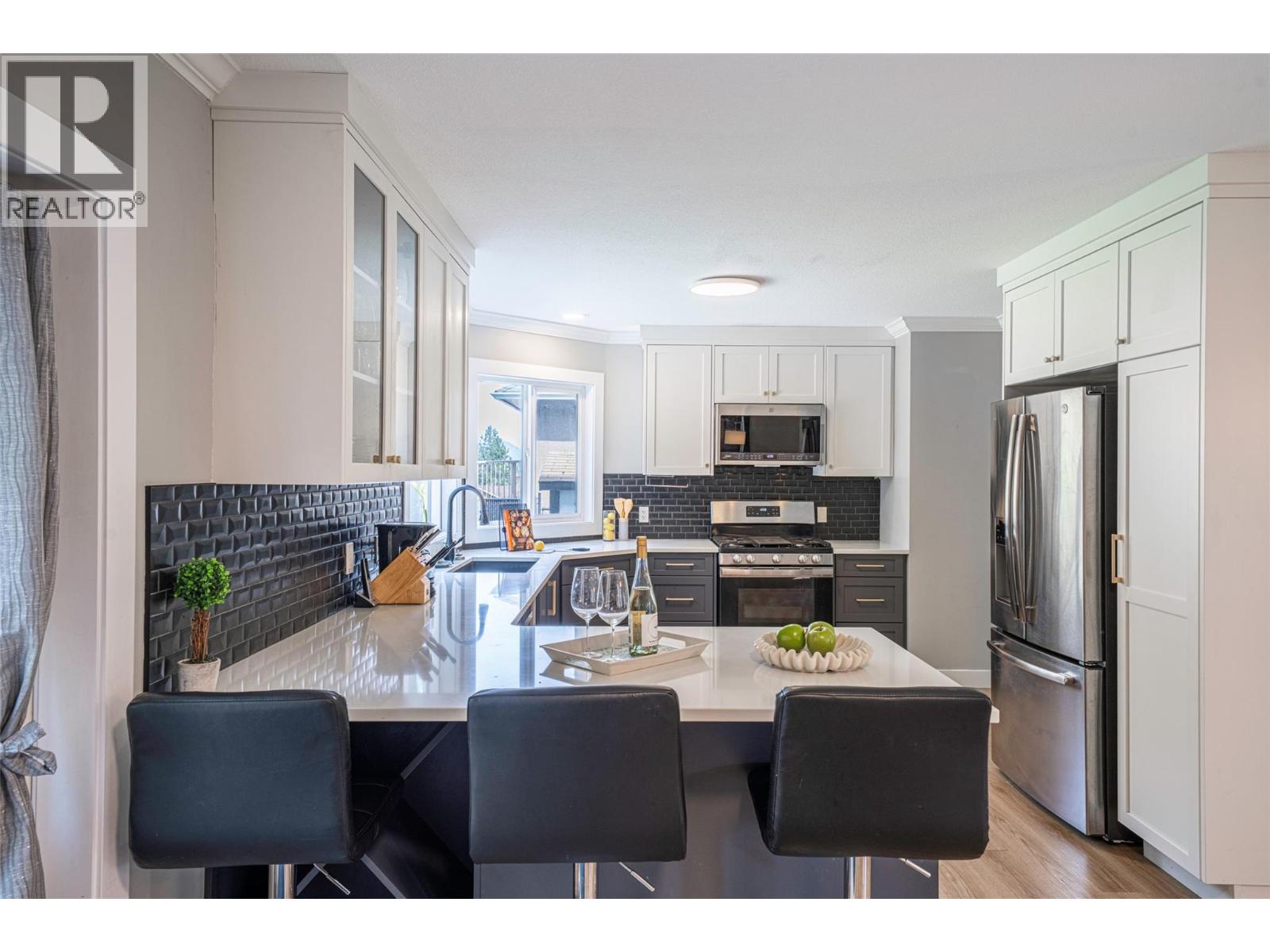 670 Cassiar Road, Kelowna, British Columbia  V1V 1M6 - Photo 11 - 10399039