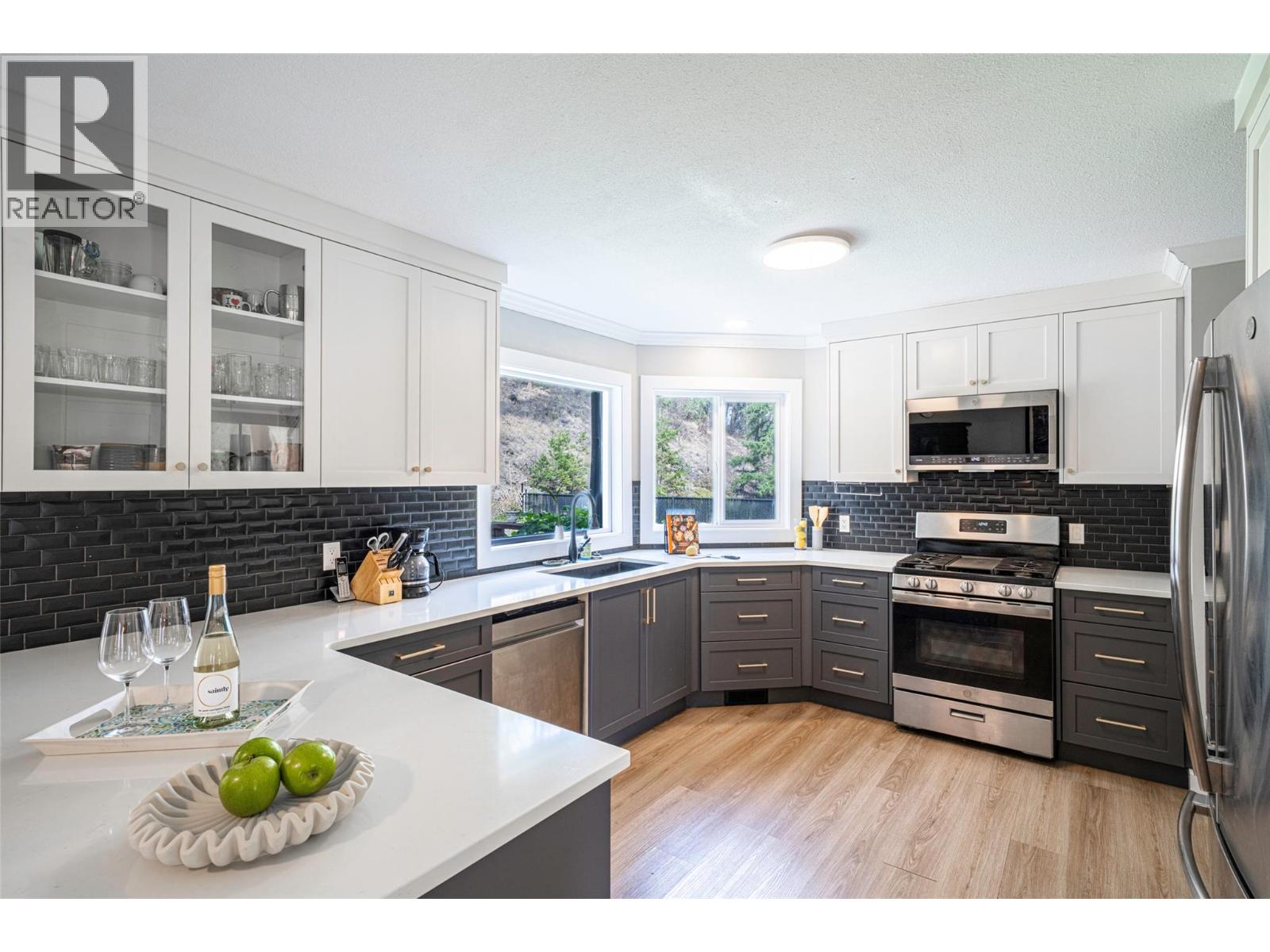 670 Cassiar Road, Kelowna, British Columbia  V1V 1M6 - Photo 37 - 10399039